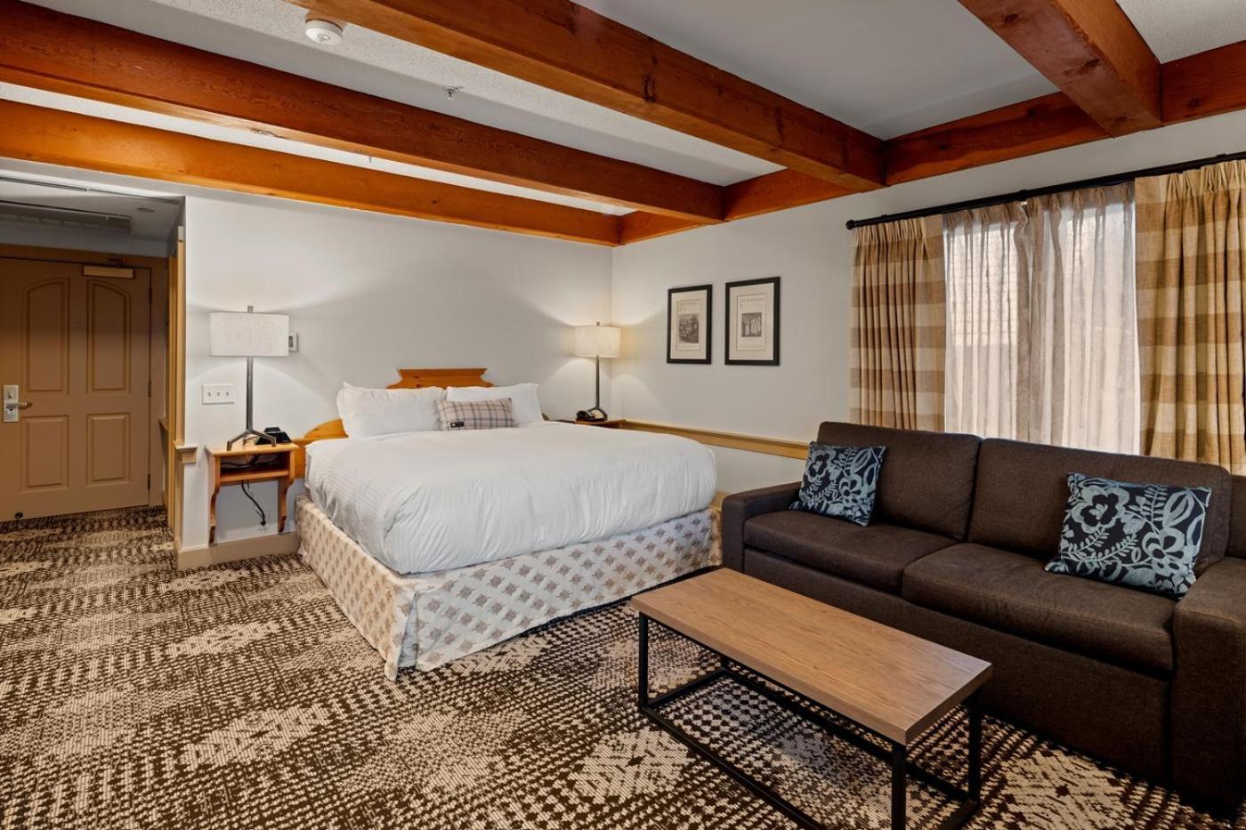 King Room Mountain View