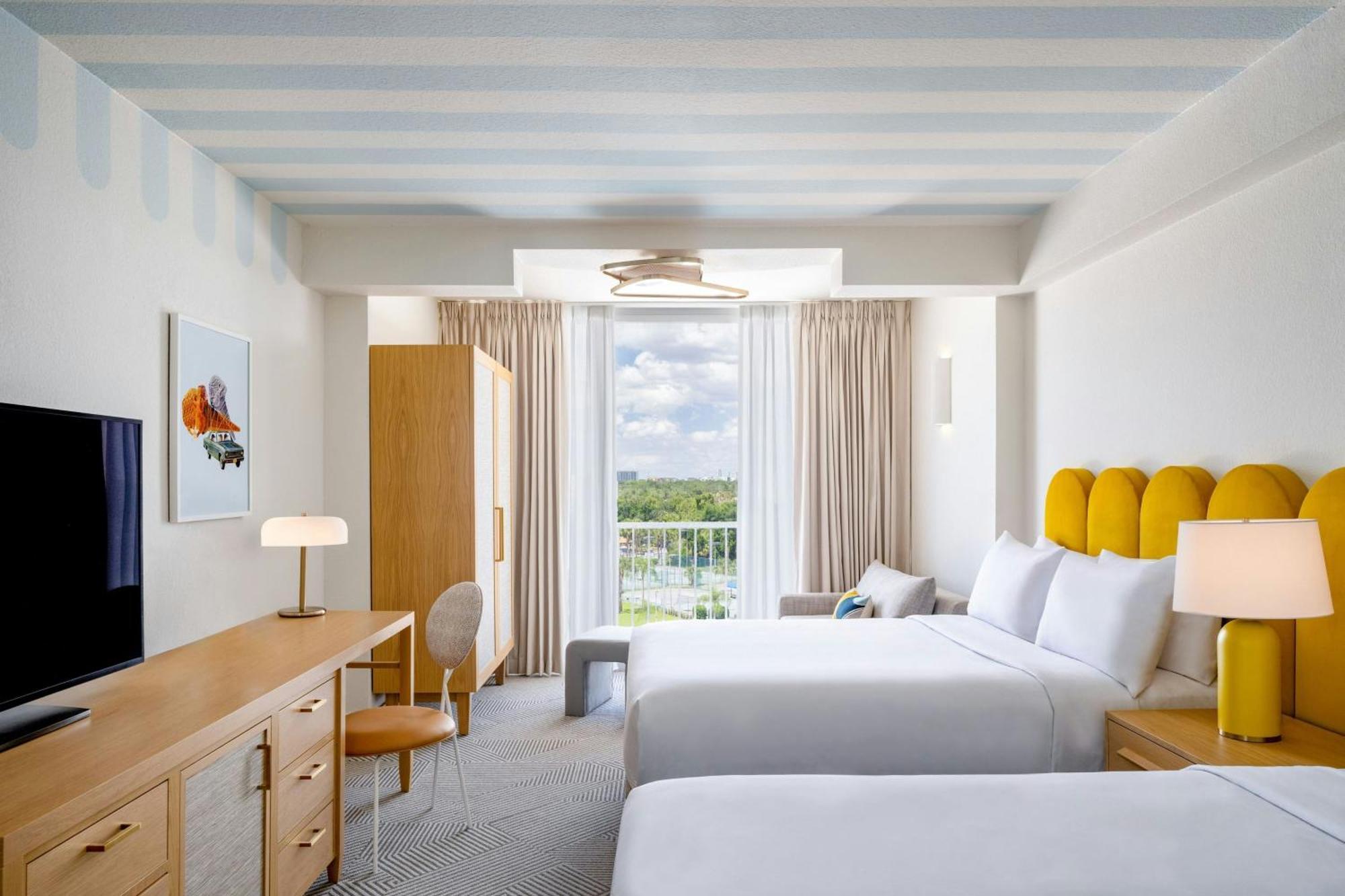 Queen Room Sofa Bed City View High Floor