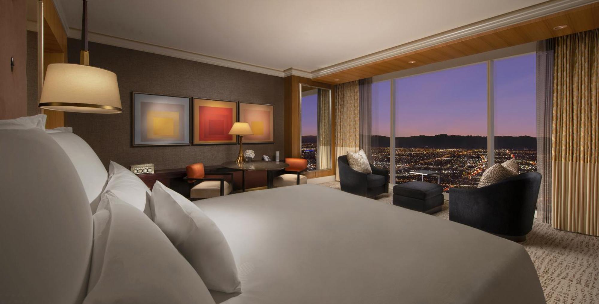 Wynn Panoramic View King Enjoy Daily Brunch Two at the Buffet