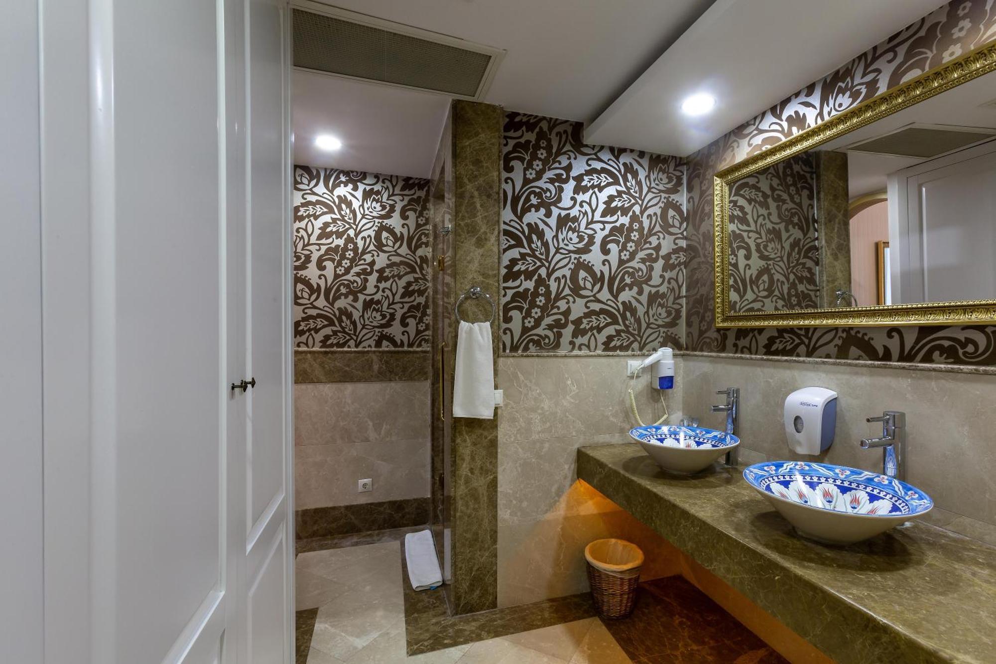 Apartament typu Suite z wanną z hydromasażem
