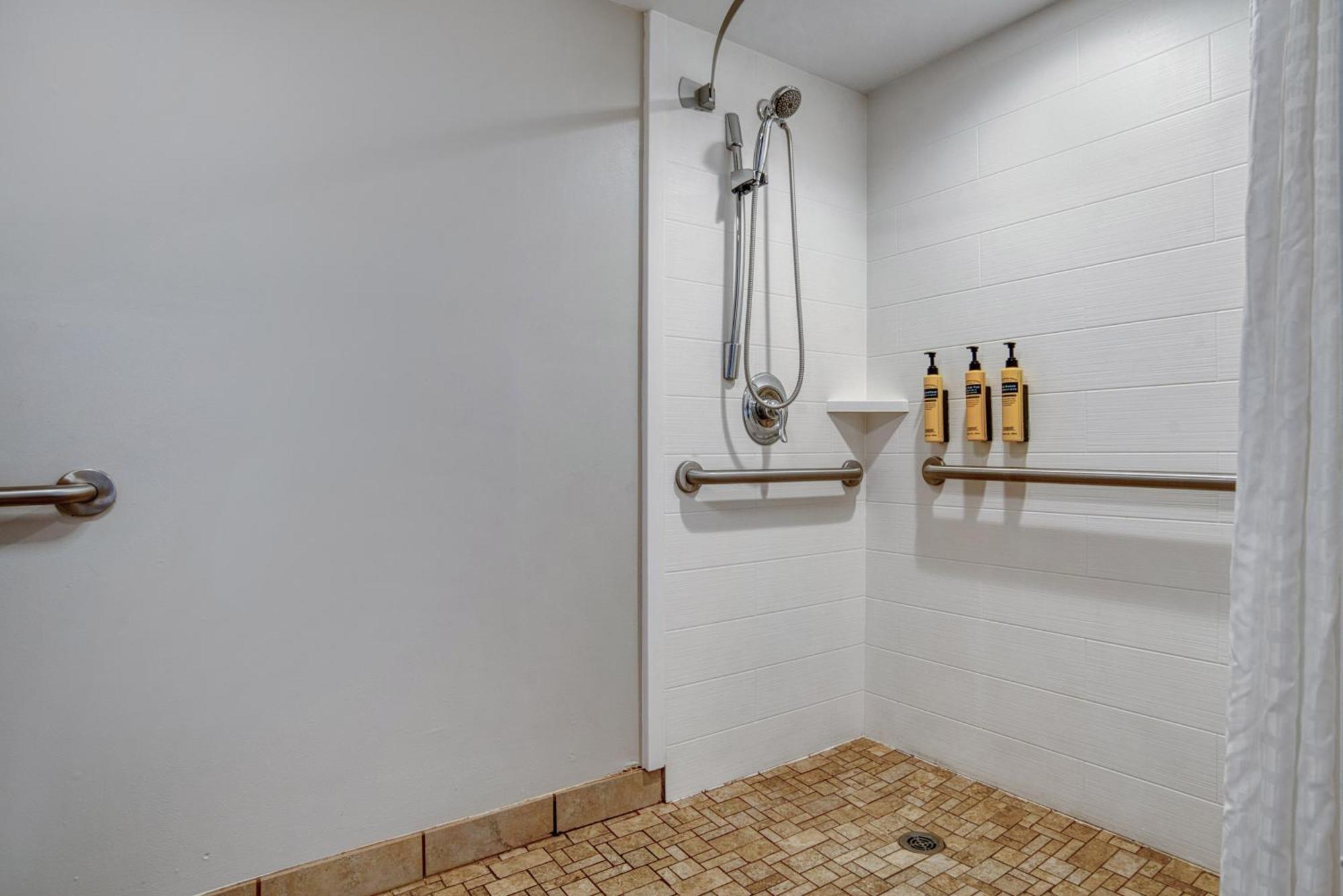 Double Room Two Double Beds Roll Shower Disability Access