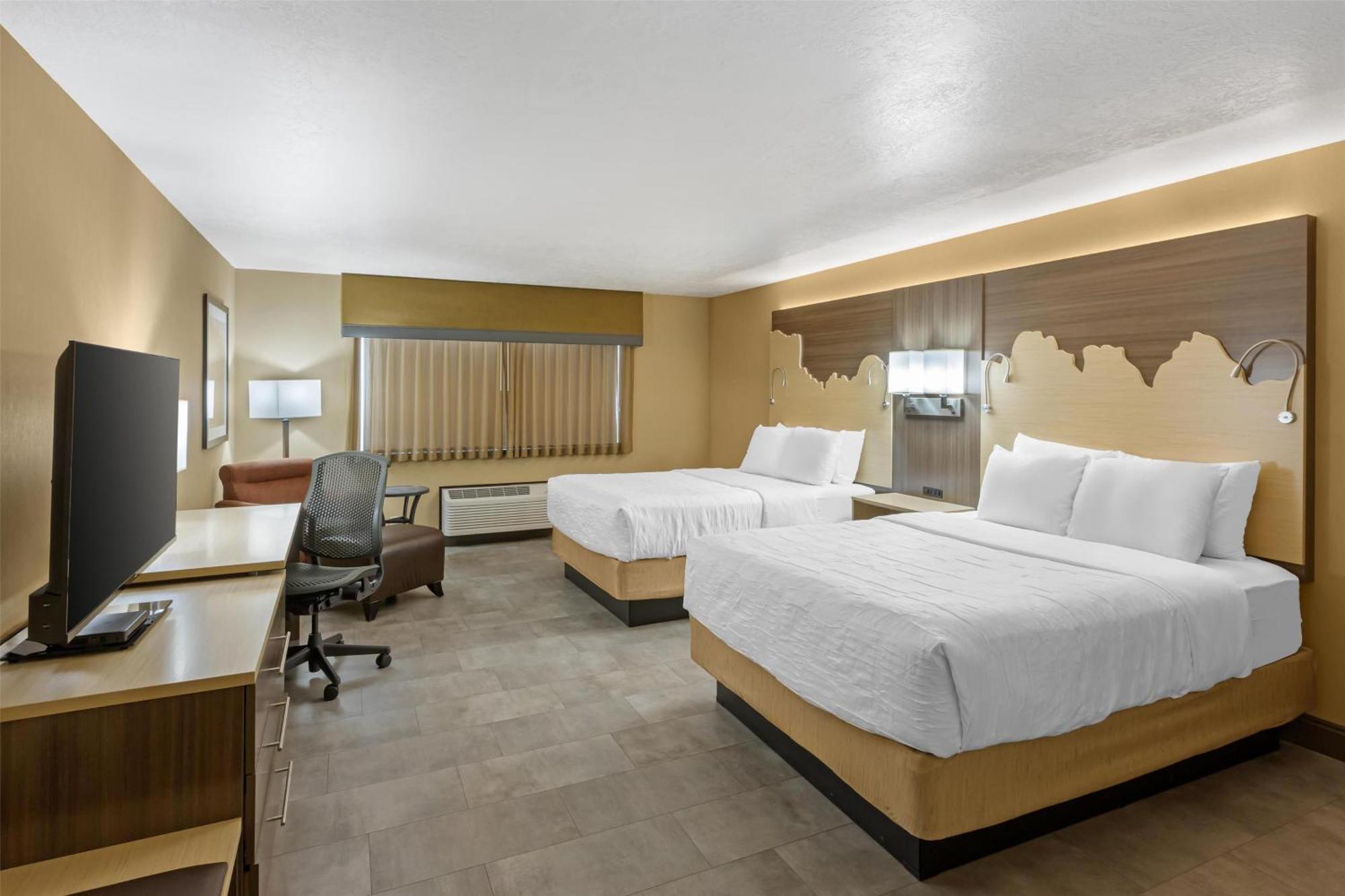 Queen Room Two Queen Beds Roll Shower Disability Access or Non-Smoking