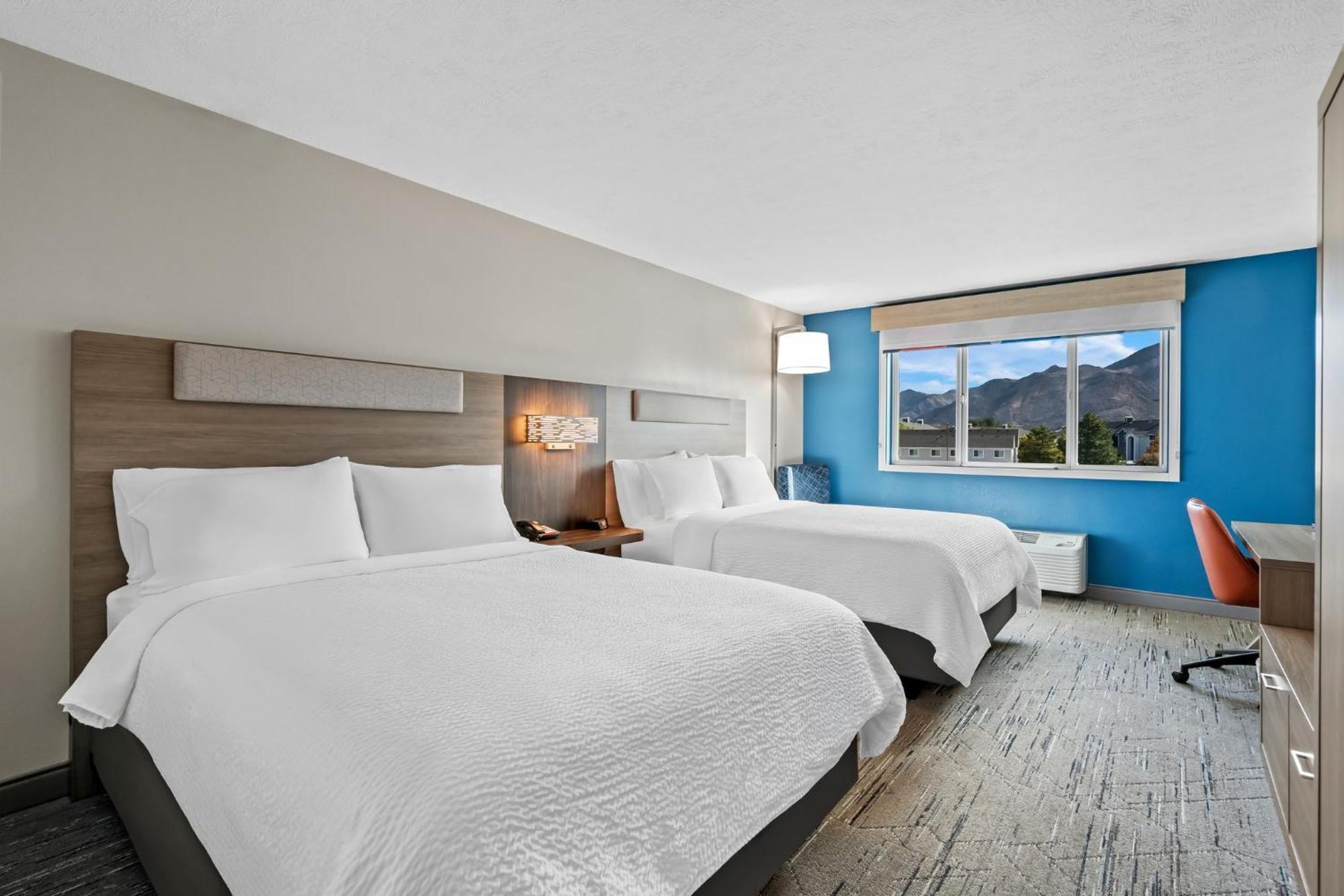 Deluxe Queen Room Two Queen Beds