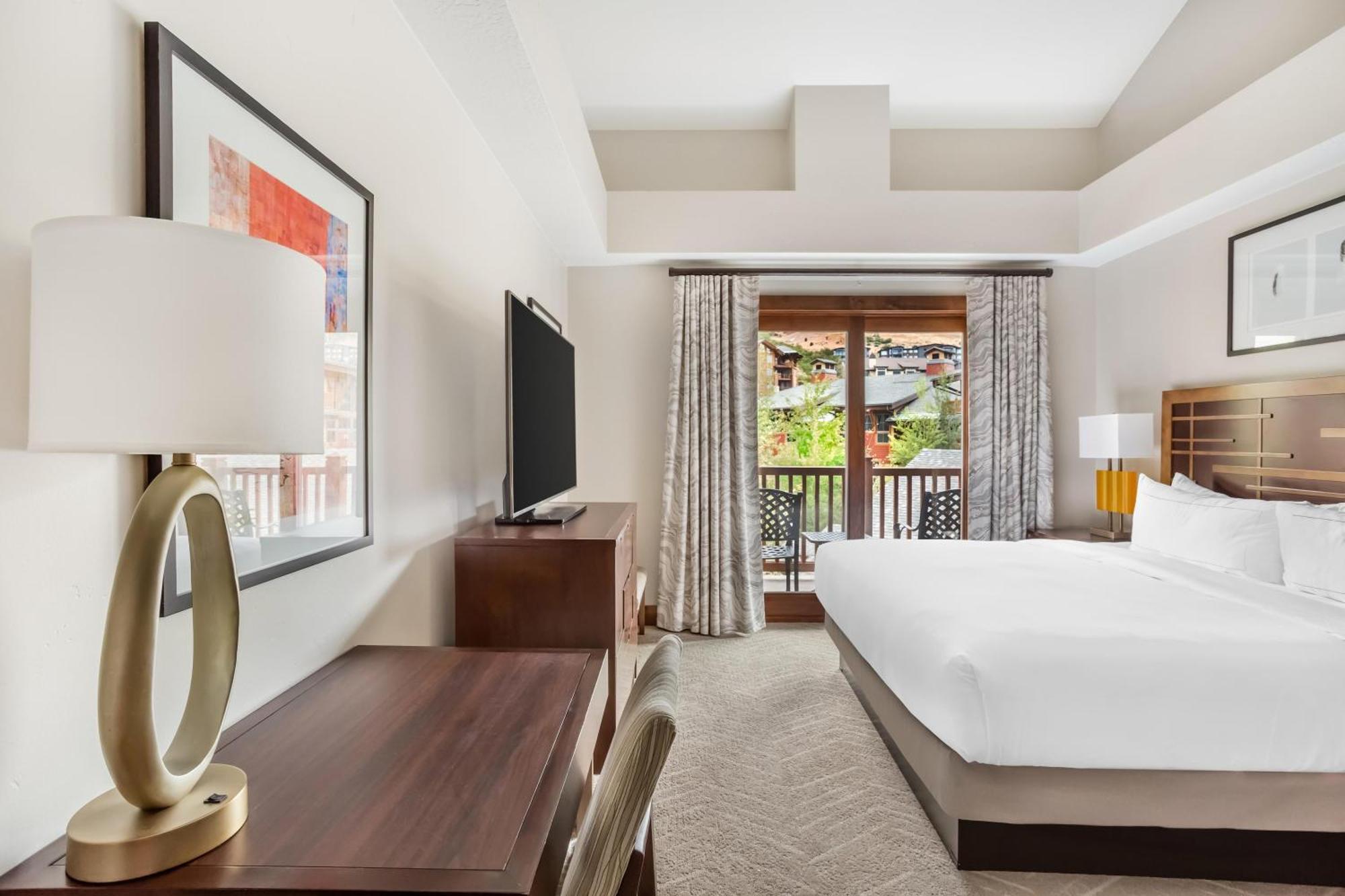 One-Bedroom King Suite Balcony