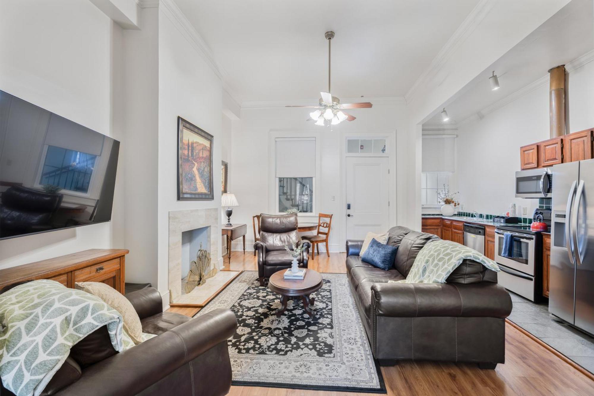 Grand King Suite