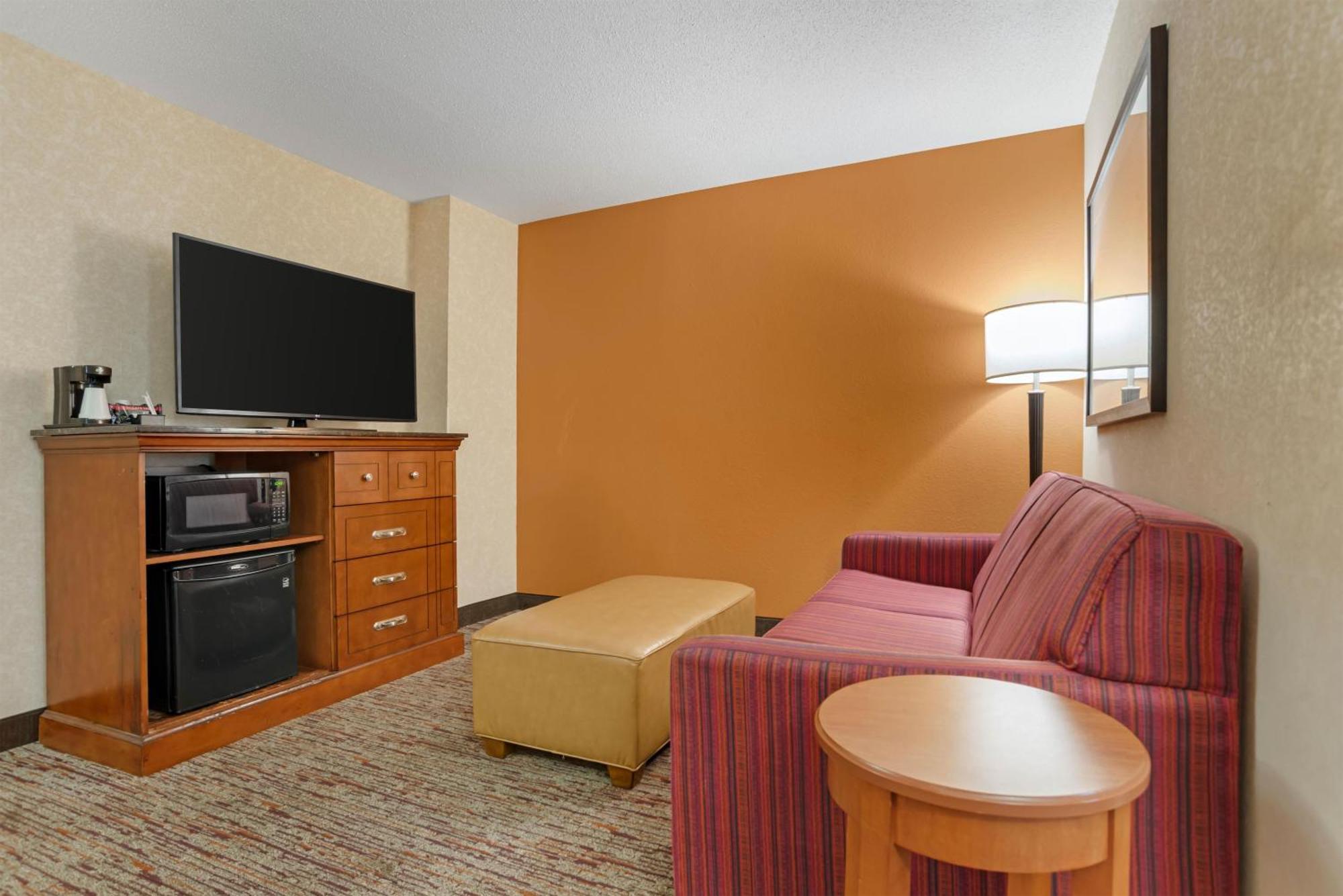 Superior Deluxe King Room