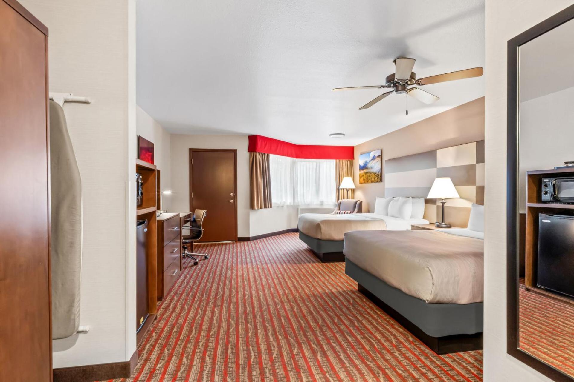 Queen Room Two Queen Beds Non-Smoking