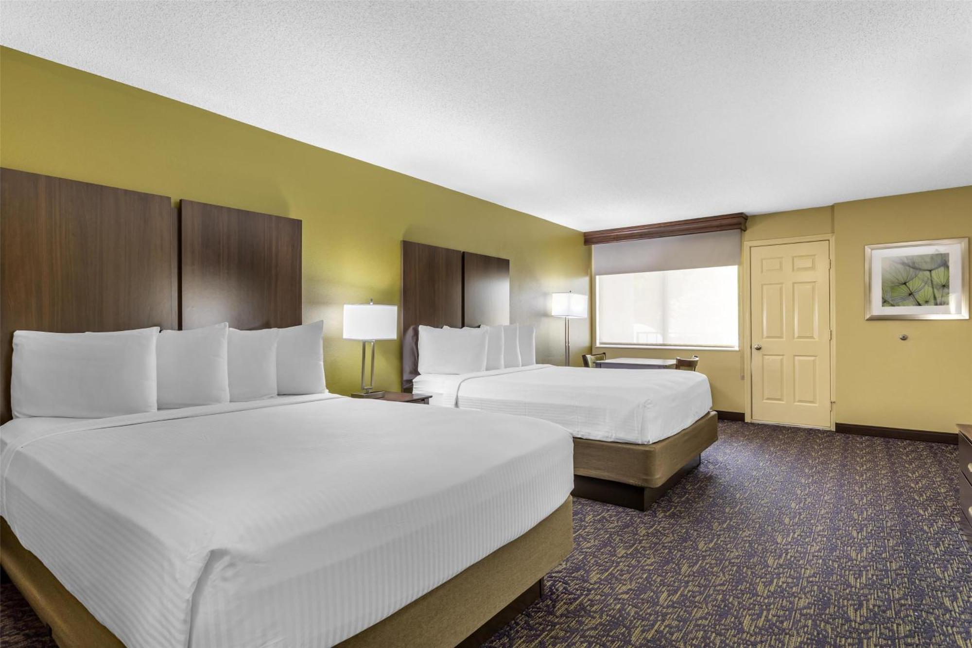 Queen Room Two Queen Beds Private Balcony or Non-Smoking