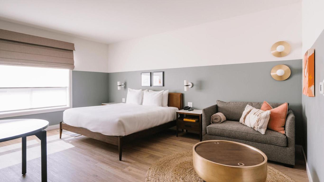 King Room Mountain View