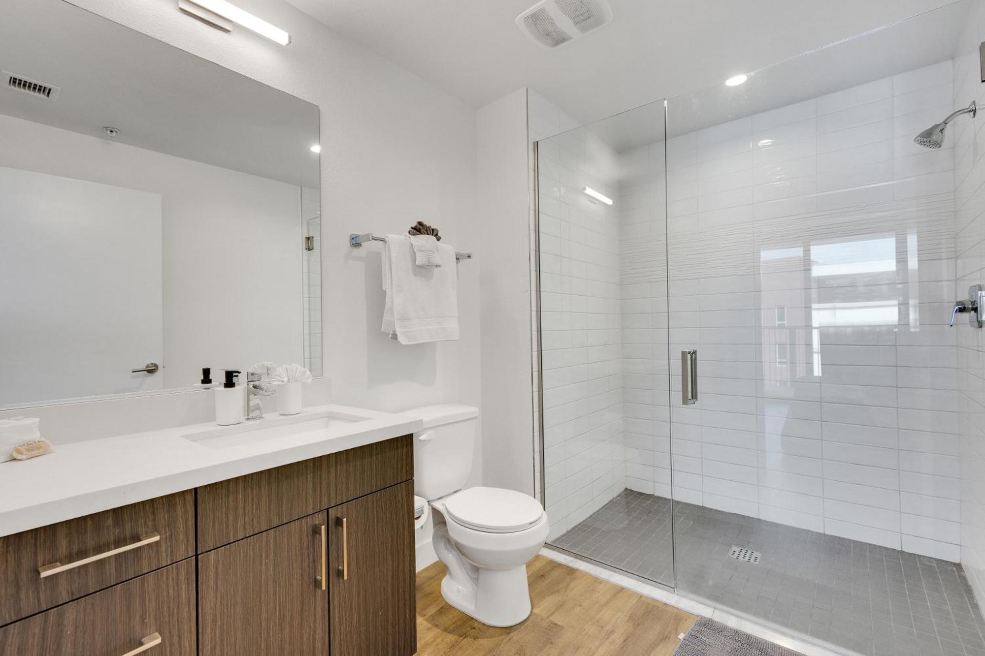 Two-Bedroom Deluxe Apartment