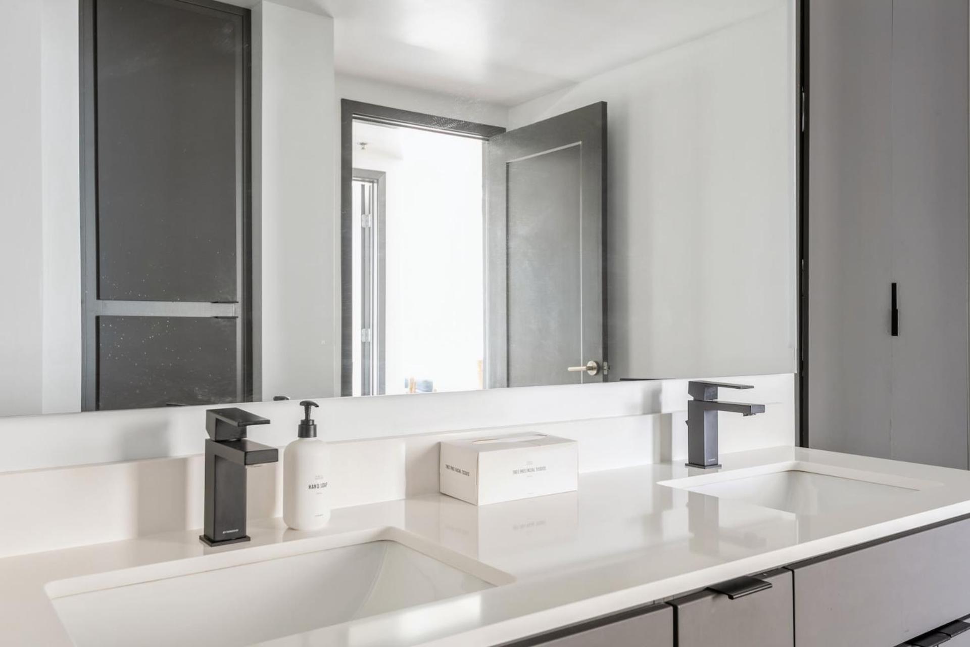Two-Bedroom Apartment Self Check Virtual Front Desk