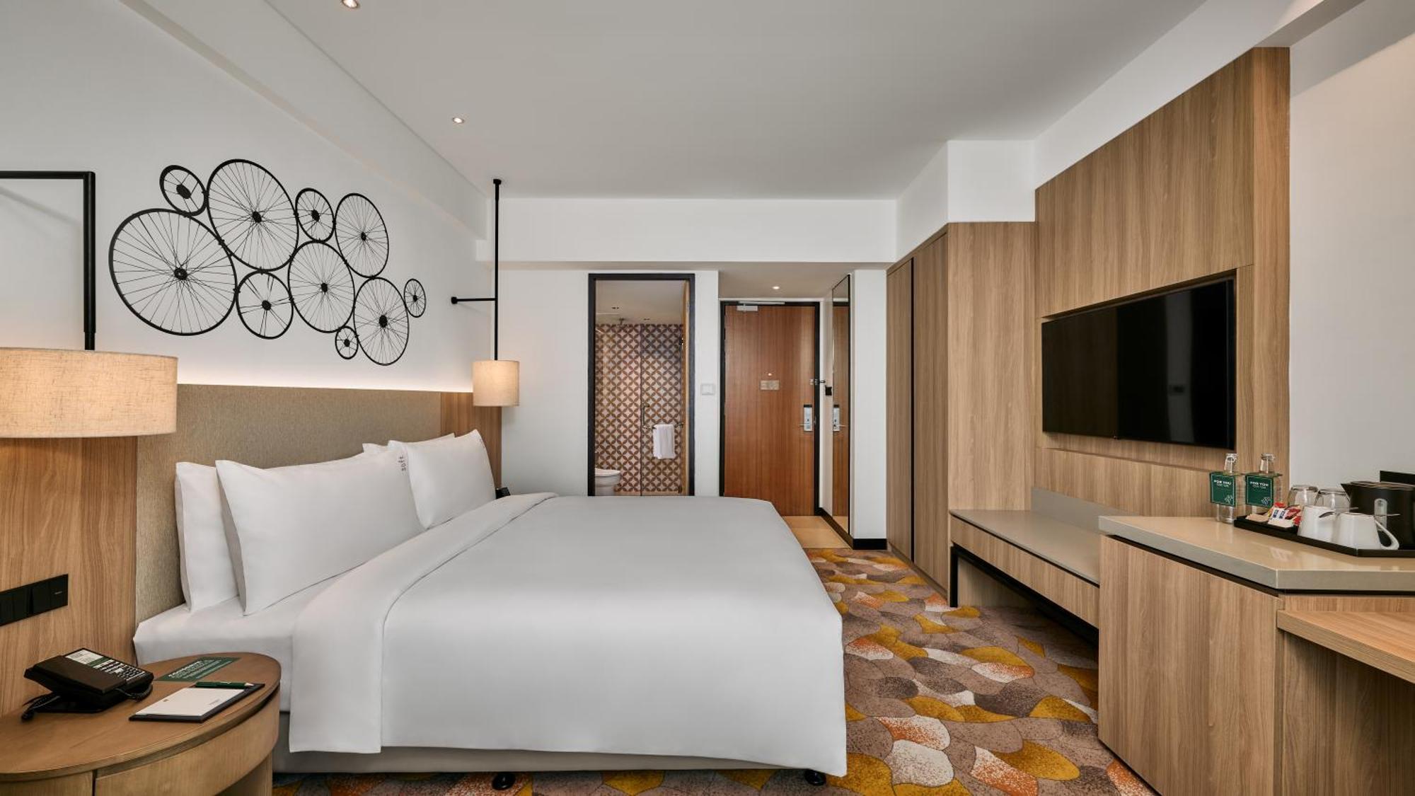 Premium King Room