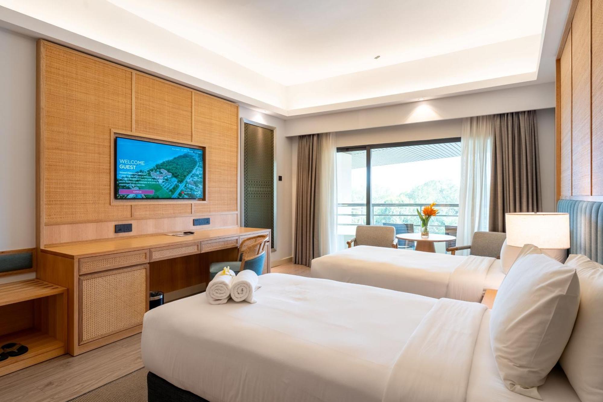 Premier Deluxe Sea-Facing Twin
