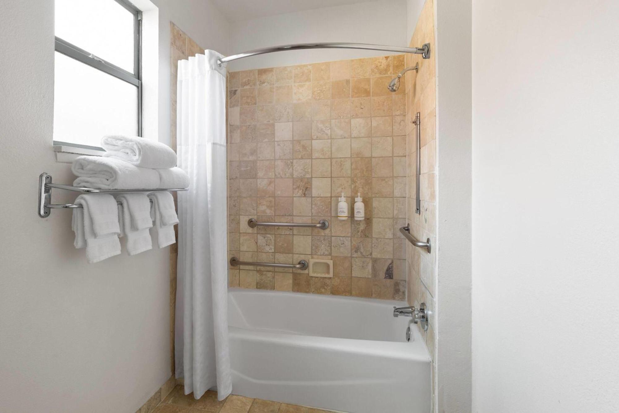 2 Queen Beds Mobility or Hearing Accessible Suite Tub w or Grab Bars Non-Smoking