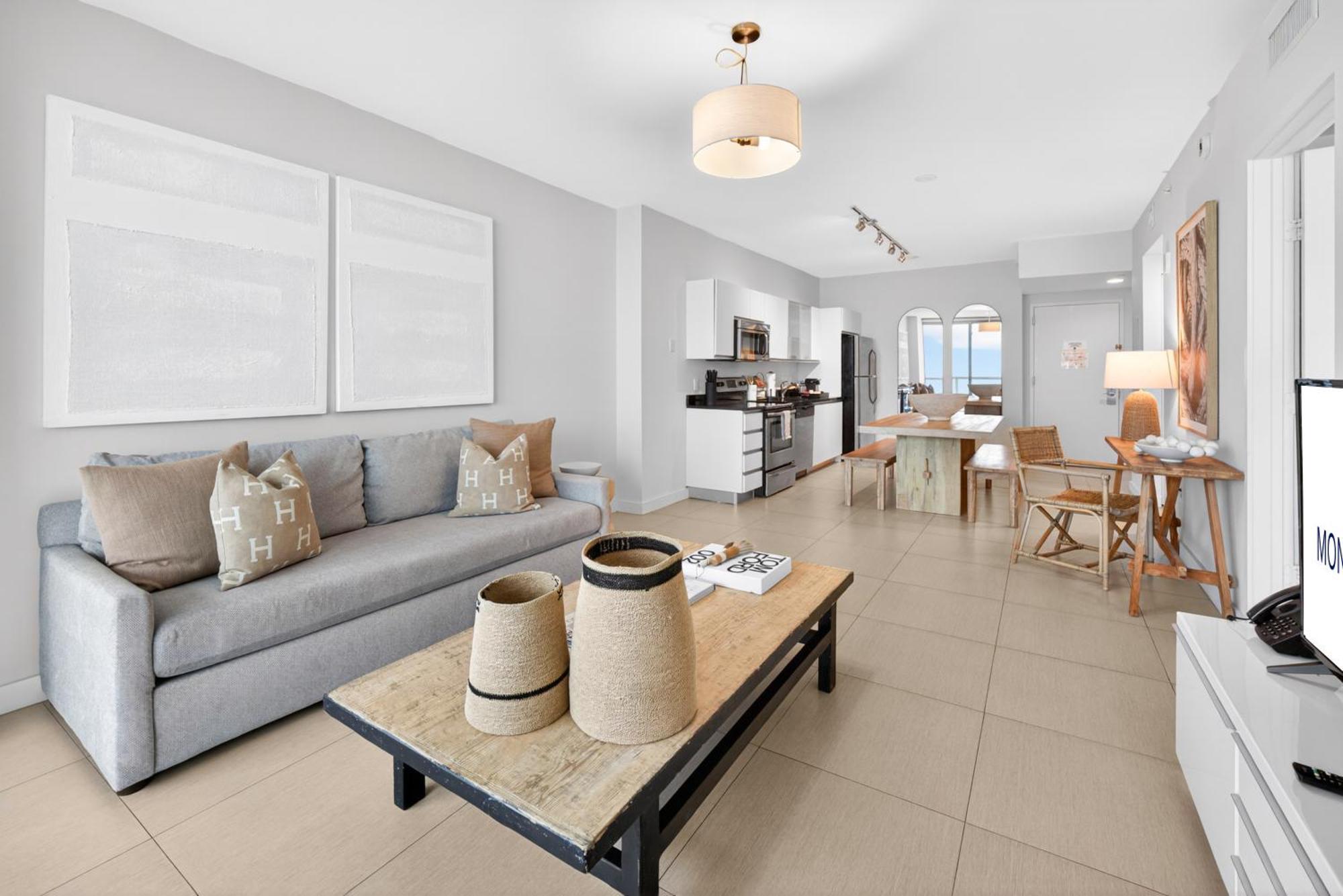 Luxury Beachfront Apartment