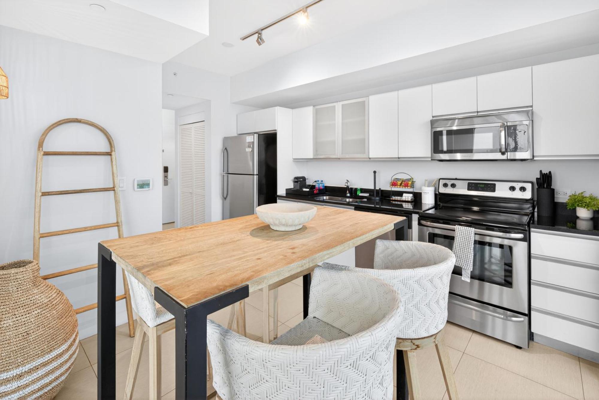 One-Bedroom Apartment City View Balcony