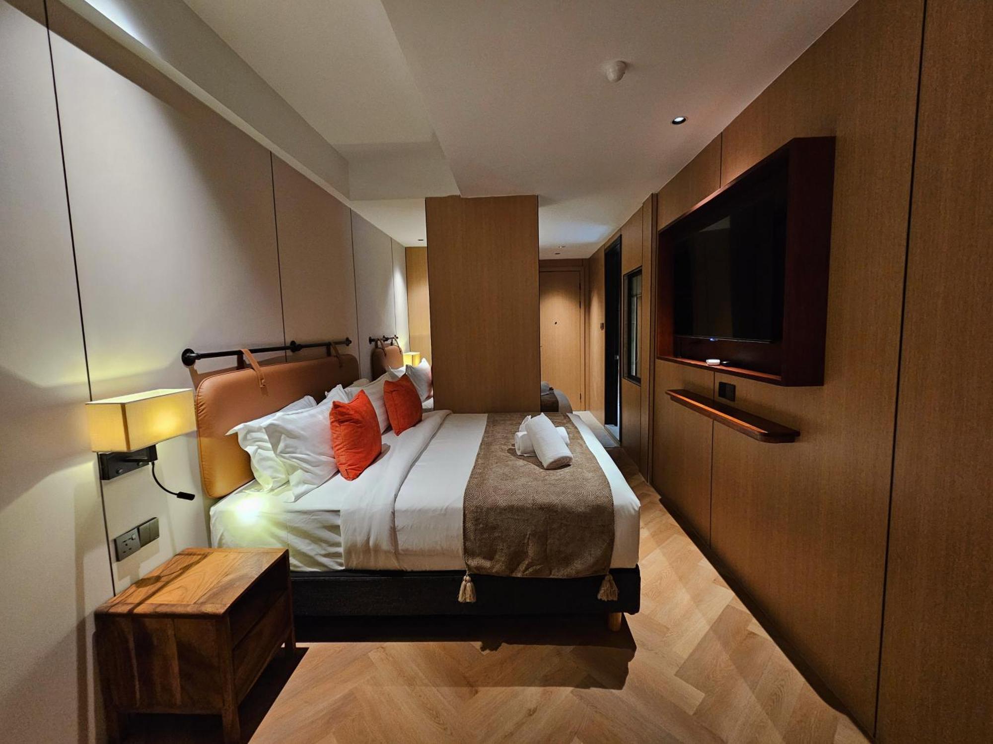 Luxury Triple Room