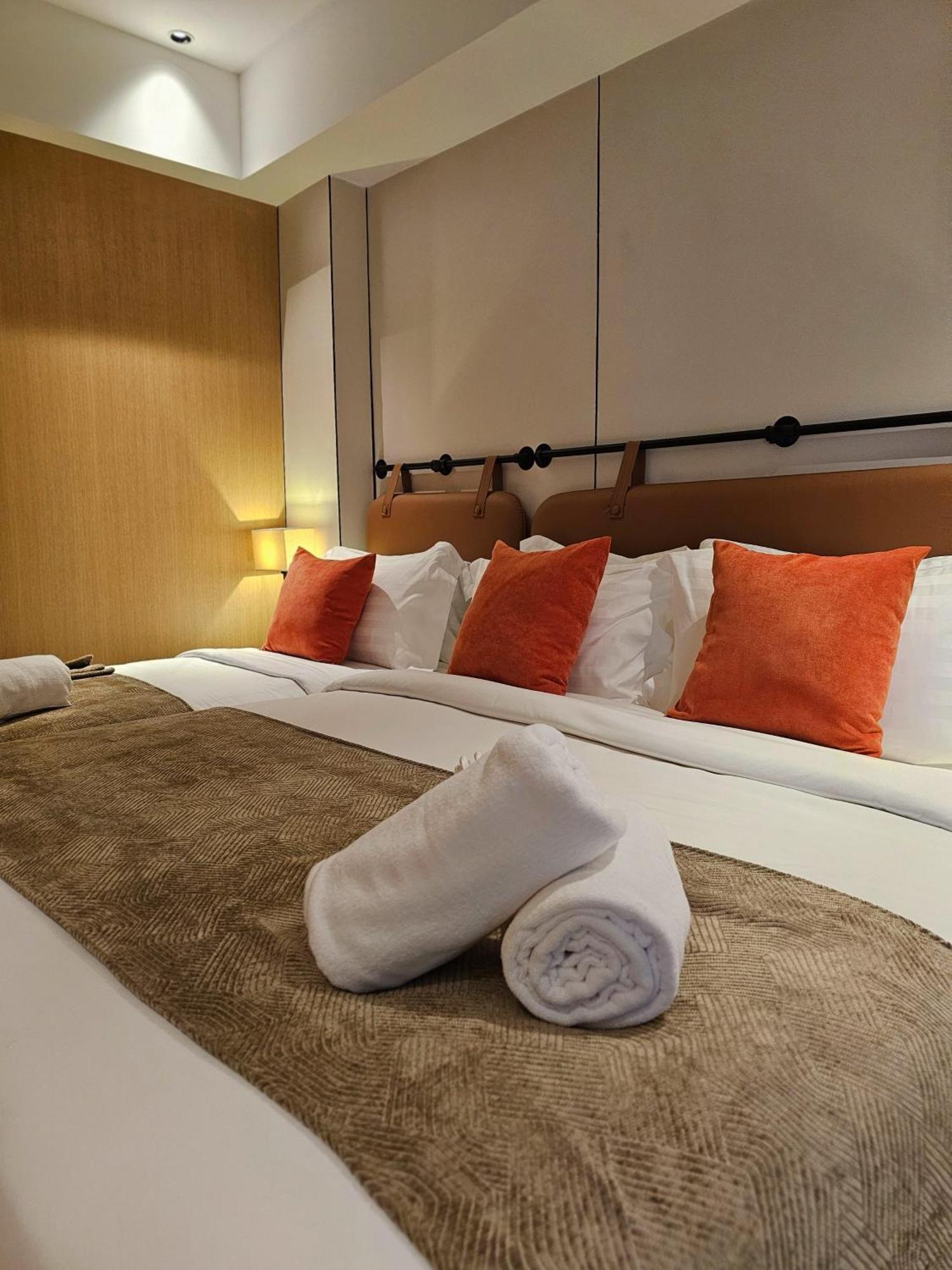 Luxury Triple Room