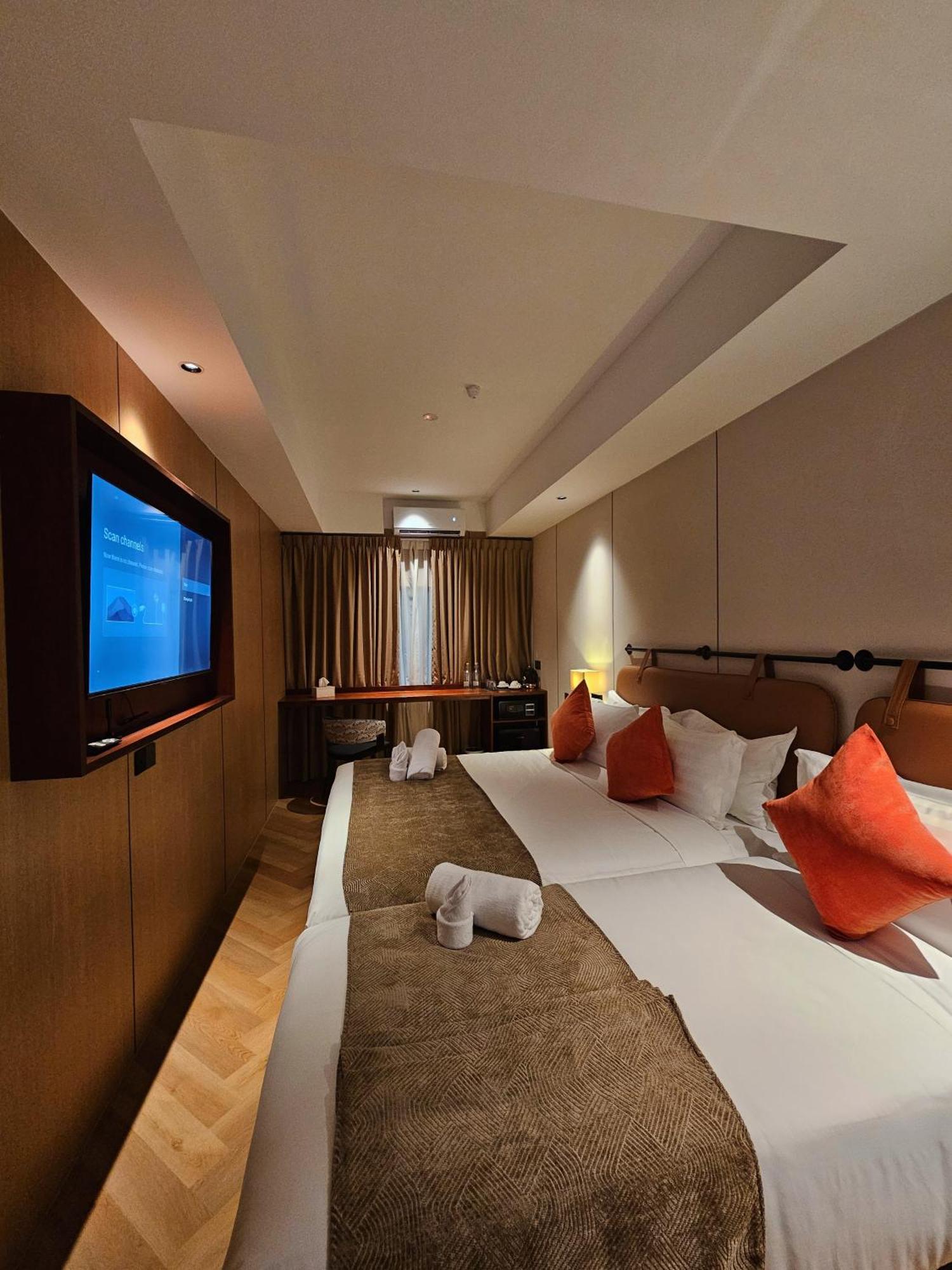 Luxury Triple Room