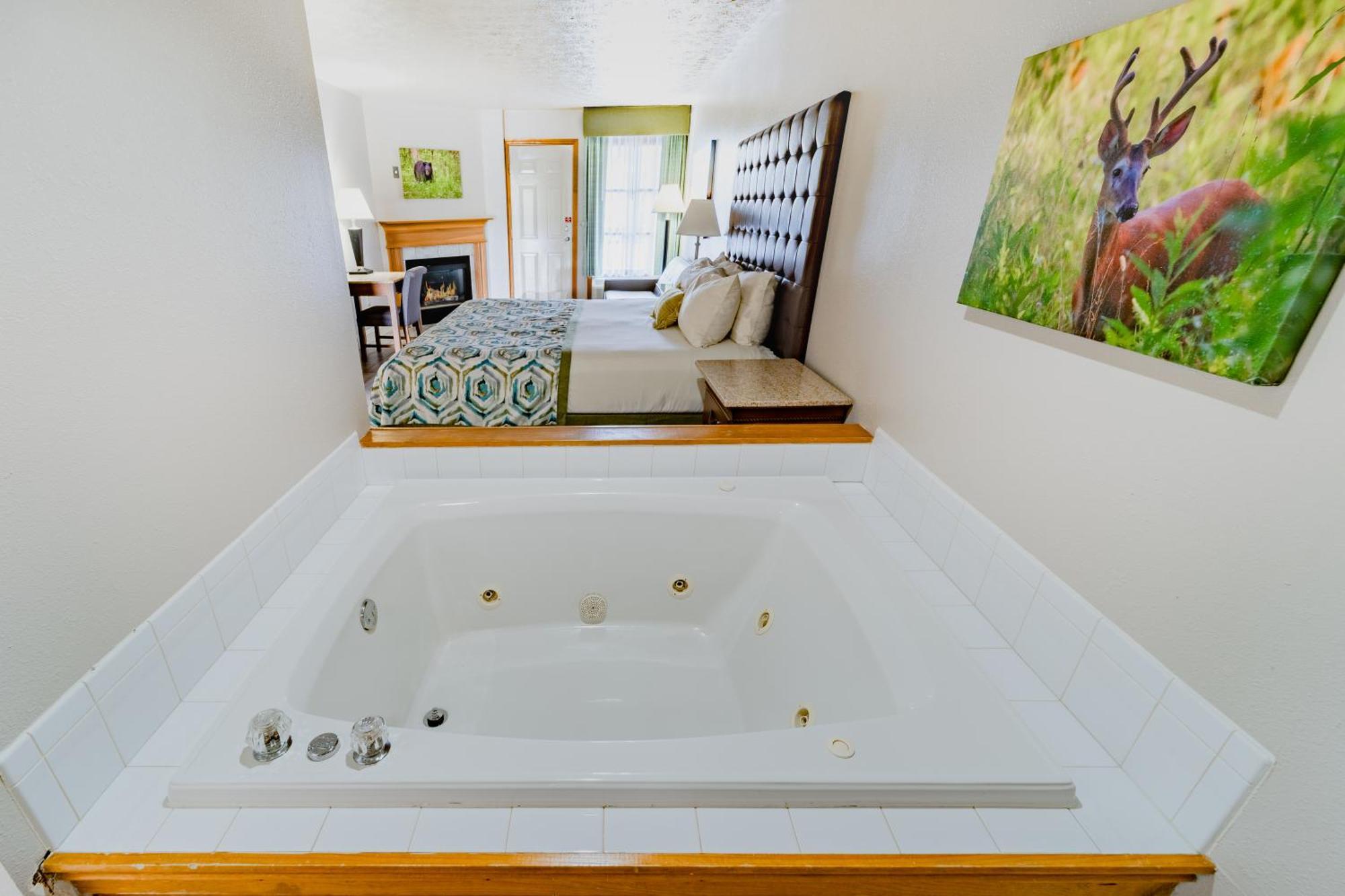 Superior King Suite