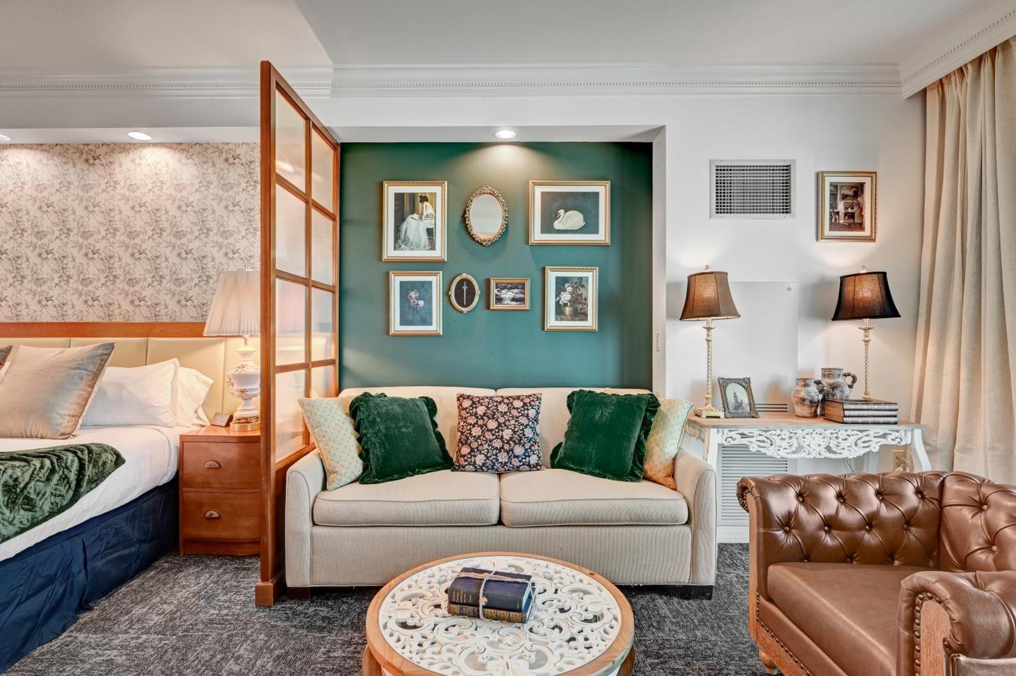 Suite Balcony