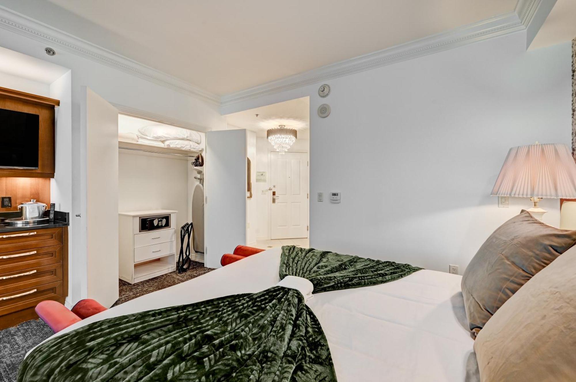 Suite Balcony