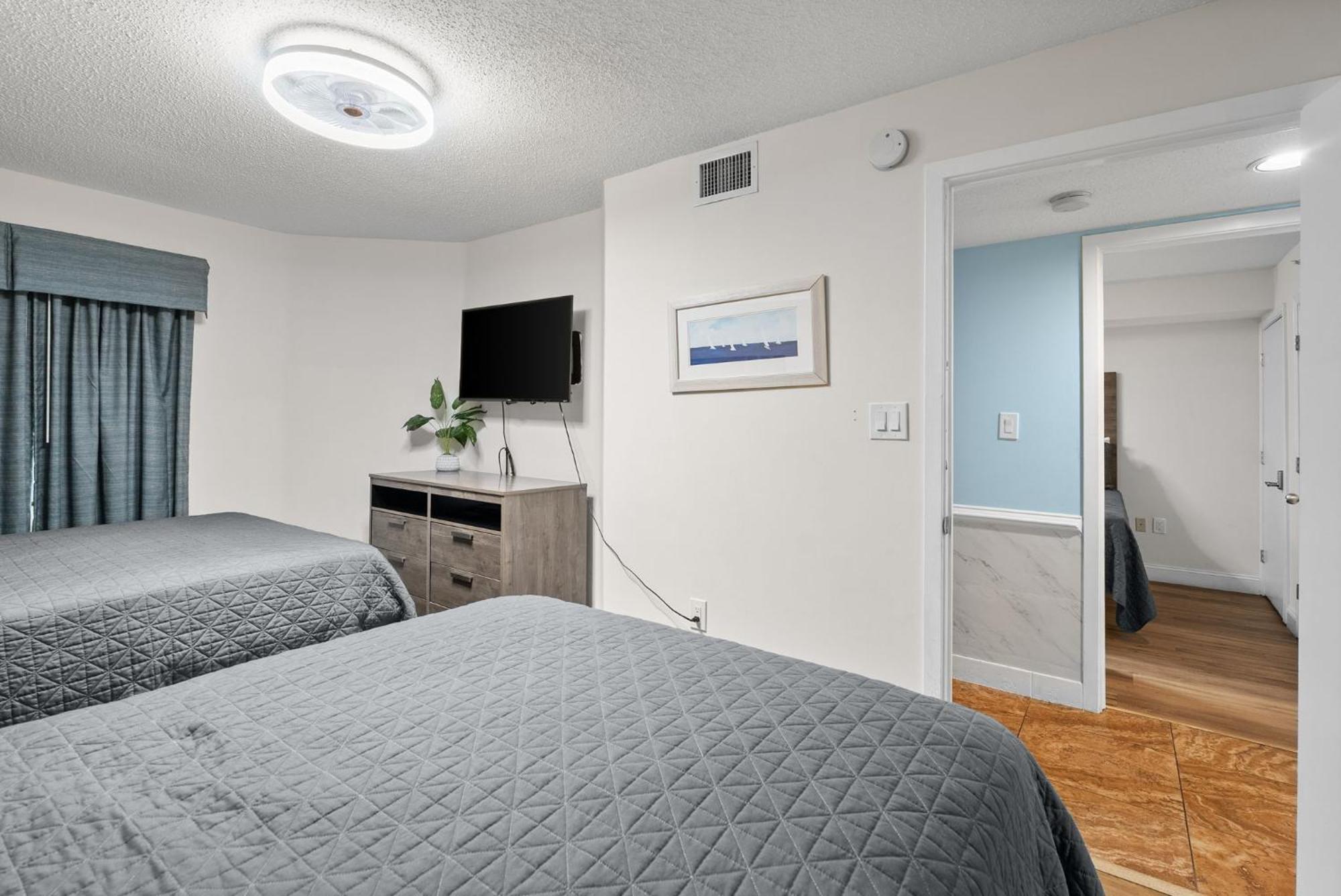 Three-Bedroom Apartment Oceanfront