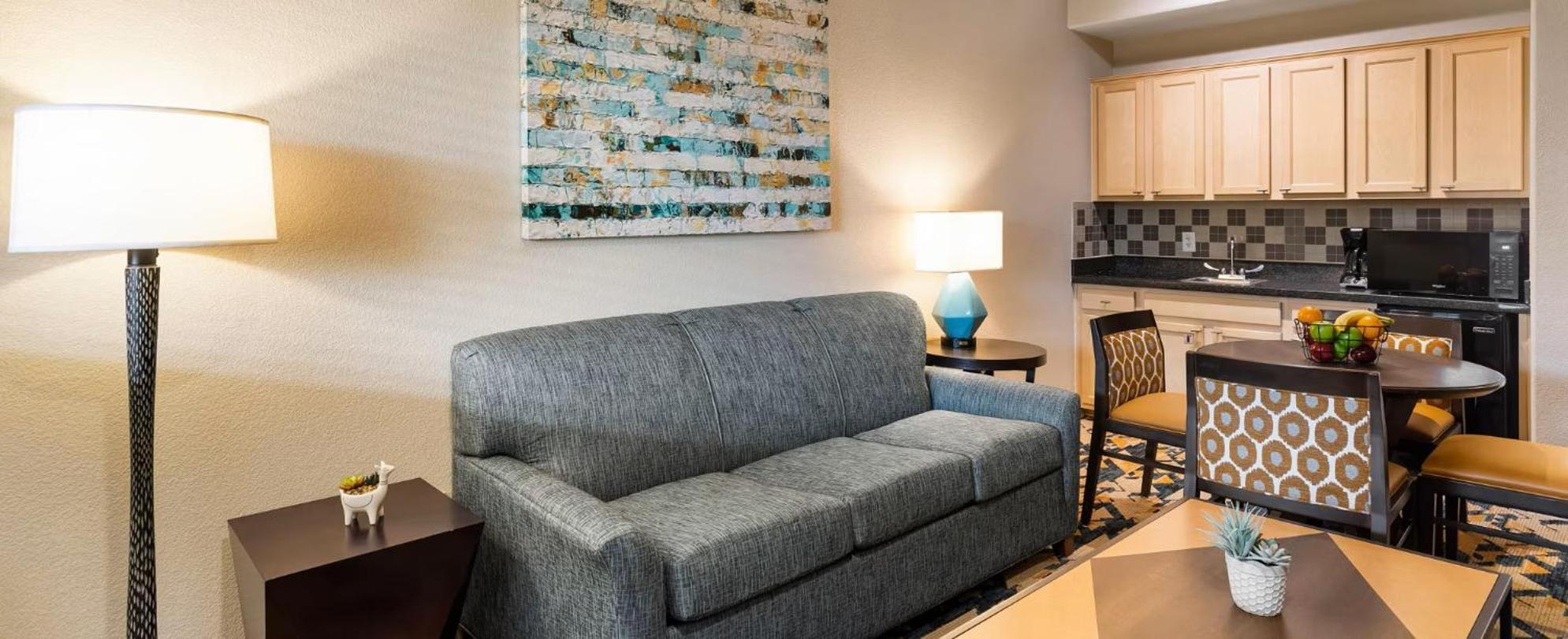 One-Bedroom Suite