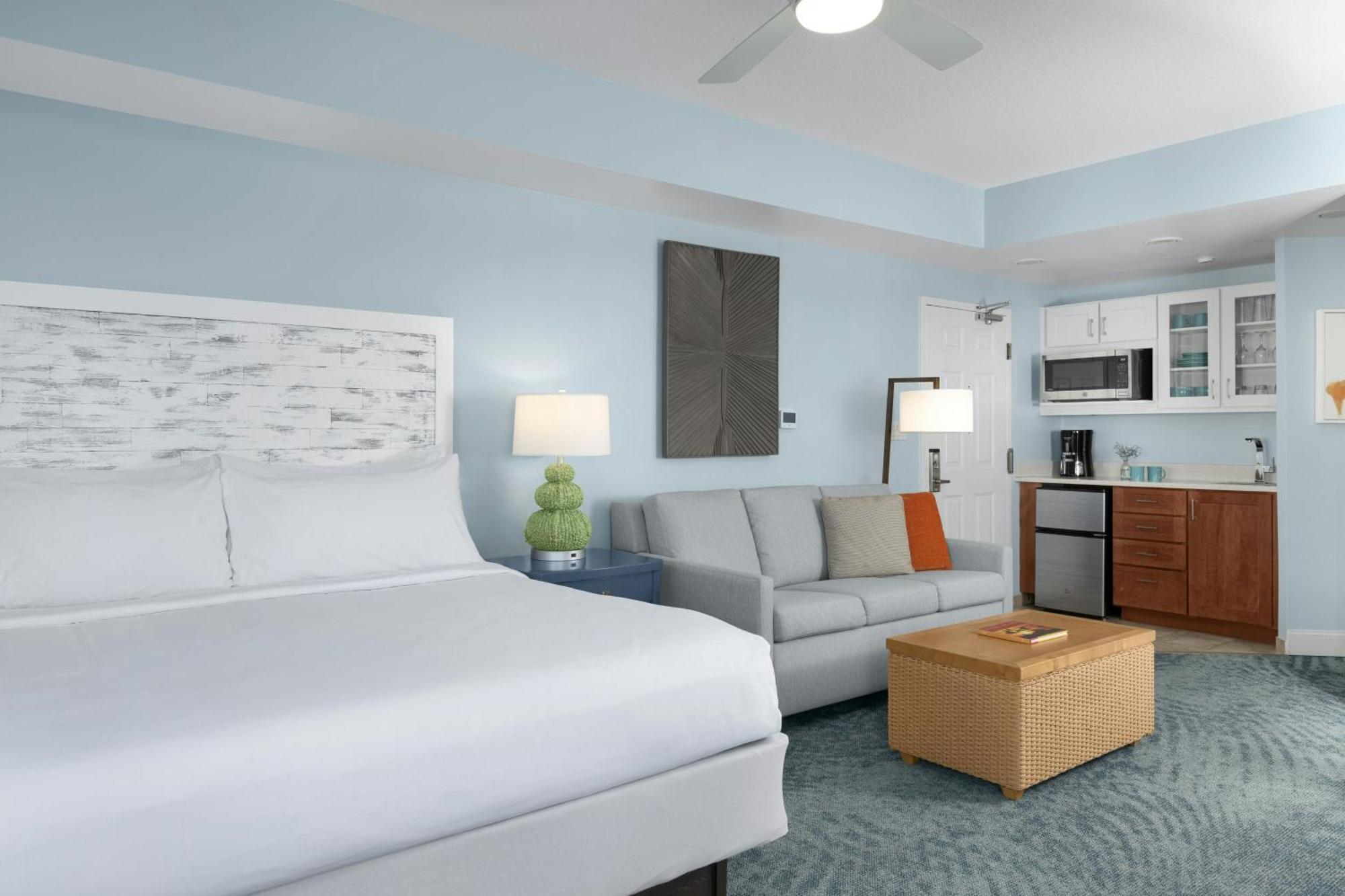 Standard Room King Bed Sofa Bed Kitchenette