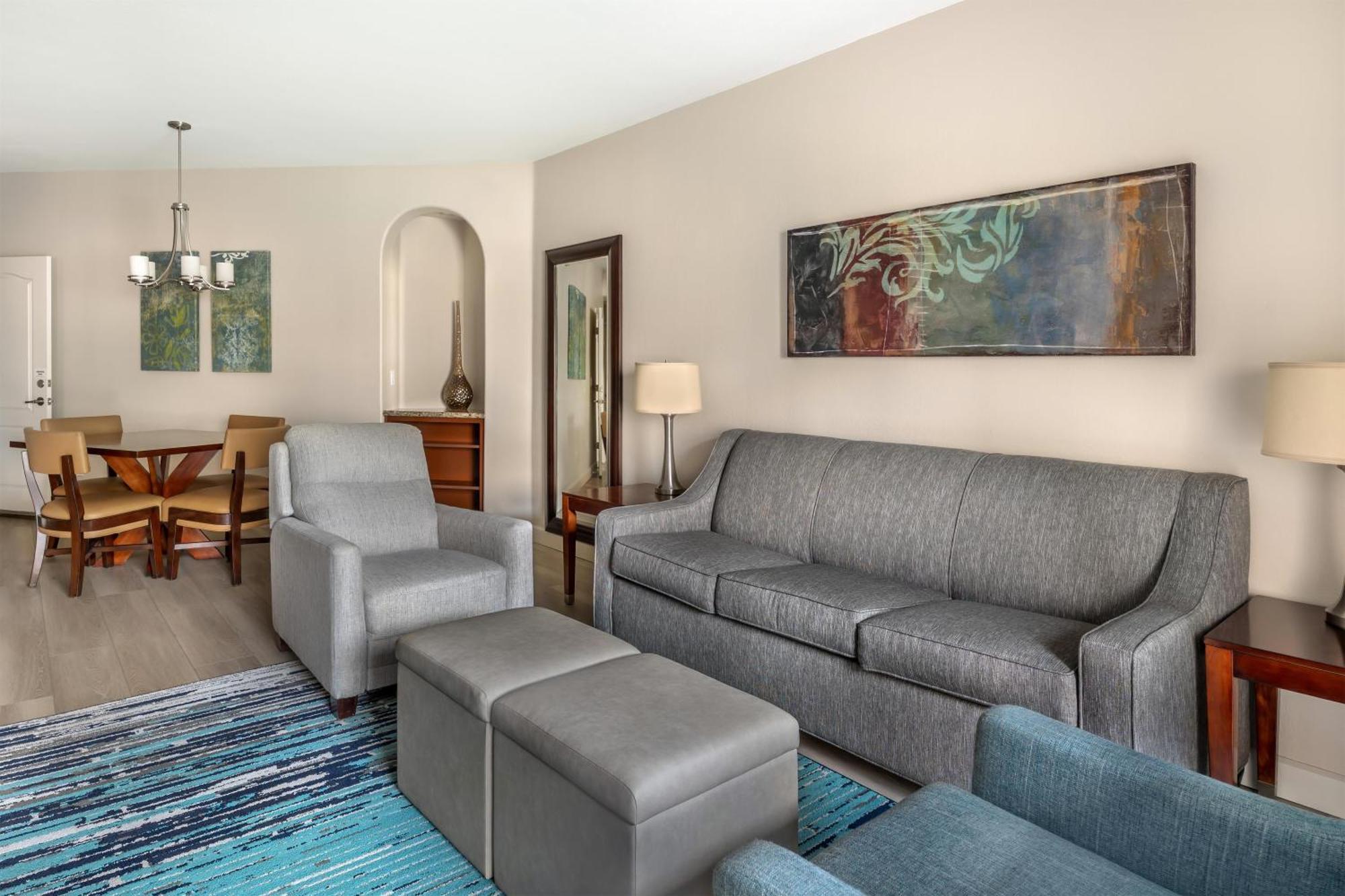 1 BEDROOM 1 KING SUITE ACCESSIBLE TUB