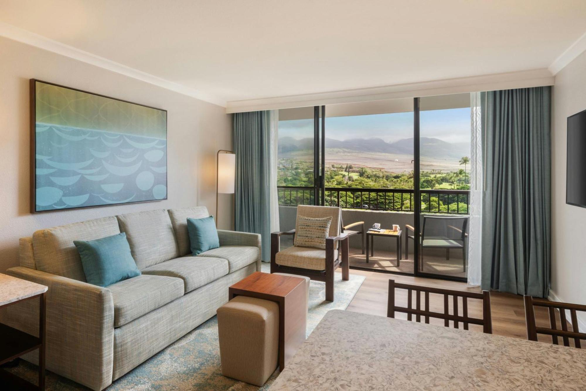 One-Bedroom King Suite Garden View Non Connecting