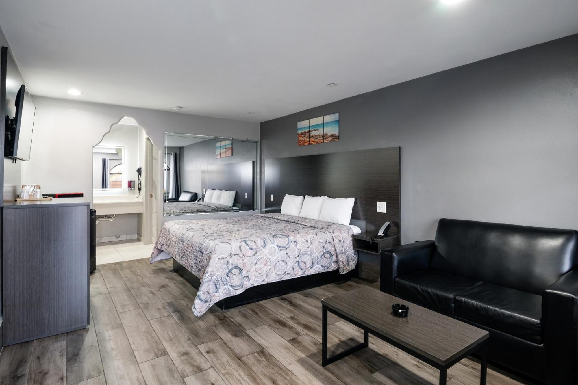 King Room
