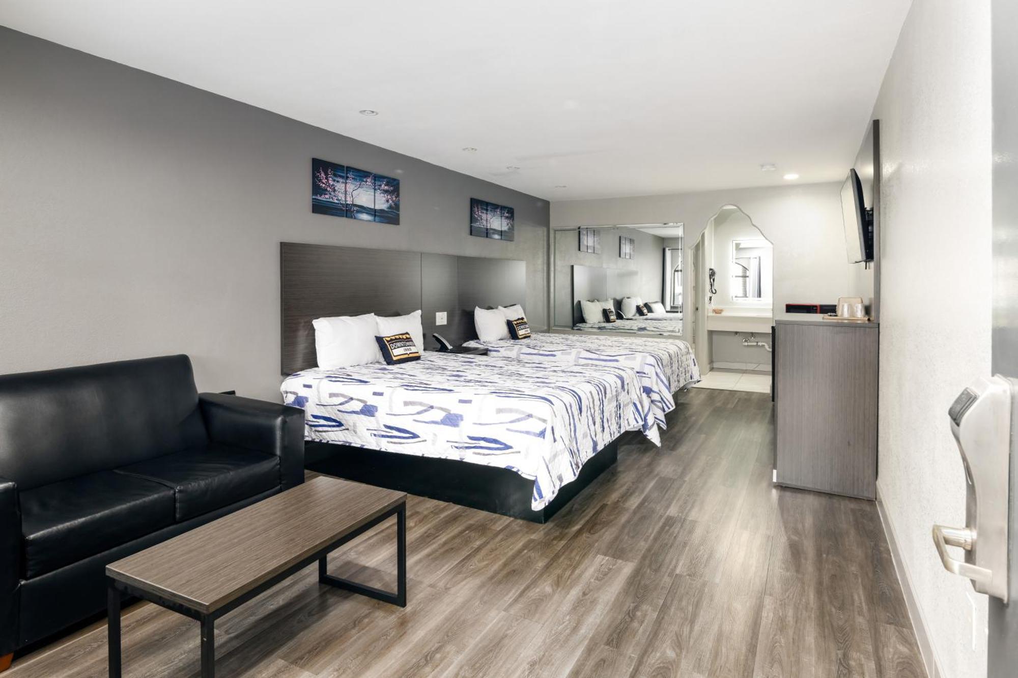 Queen Room