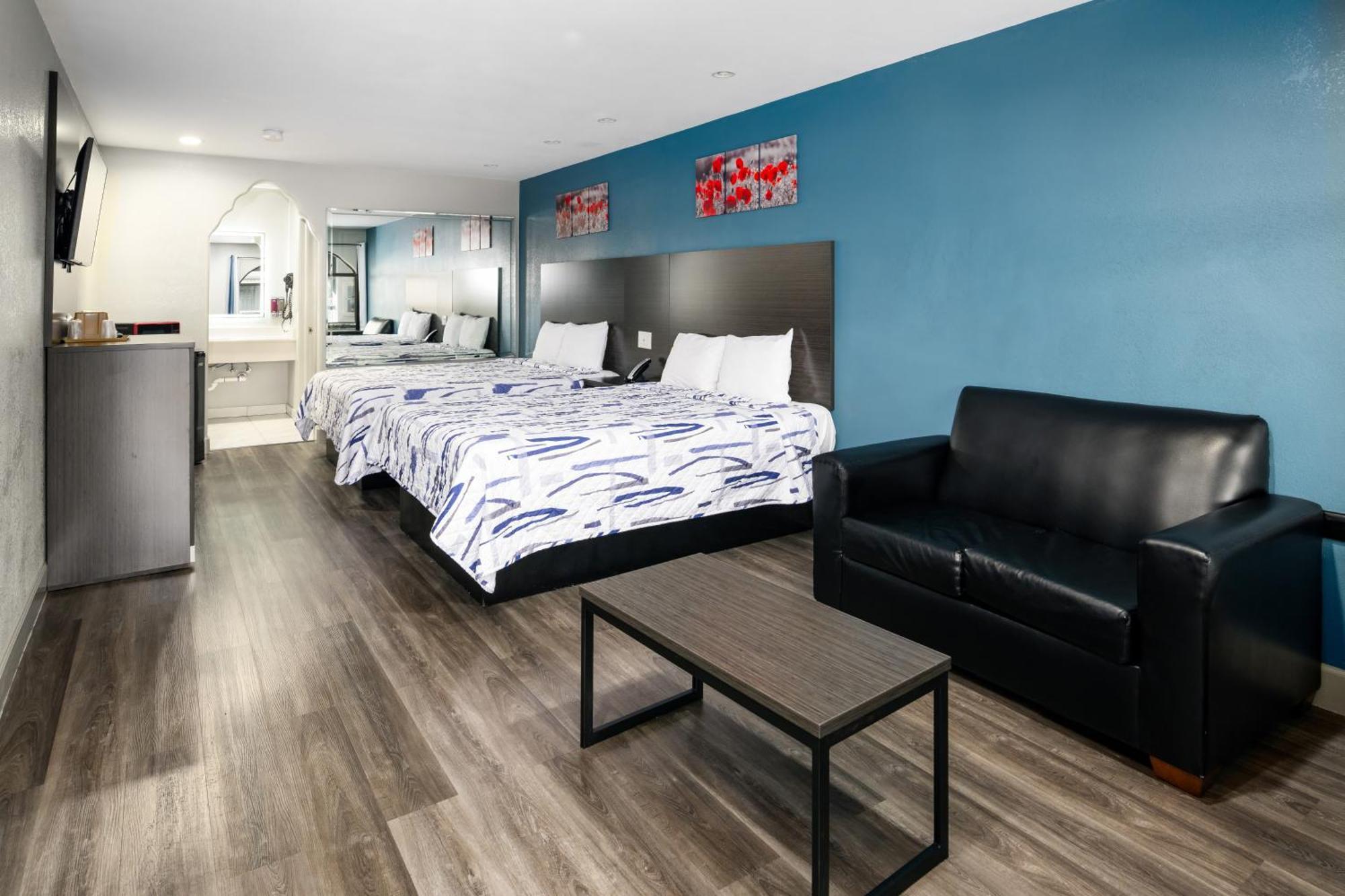 Queen Room