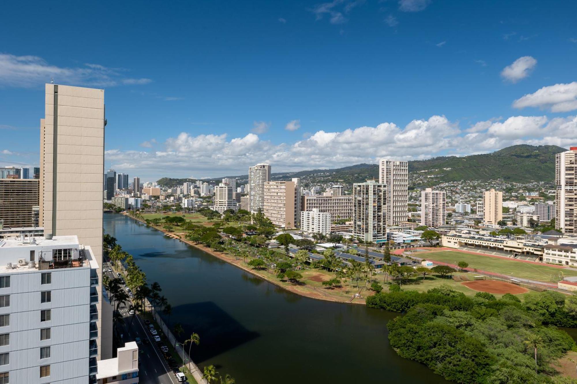 One Bedroom Suite City View