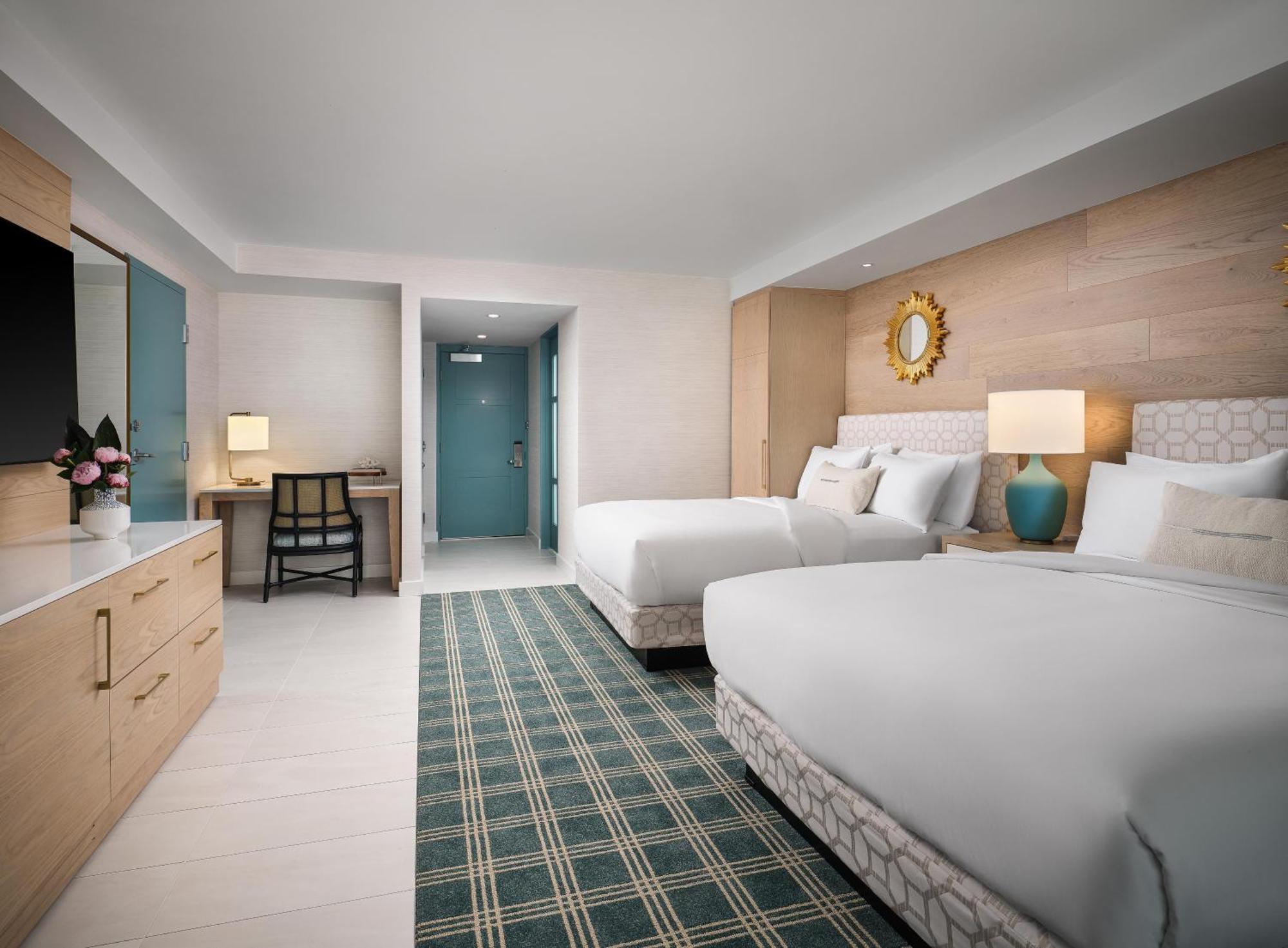 Queen Room Two Queen Beds Club Access Oceanfront View