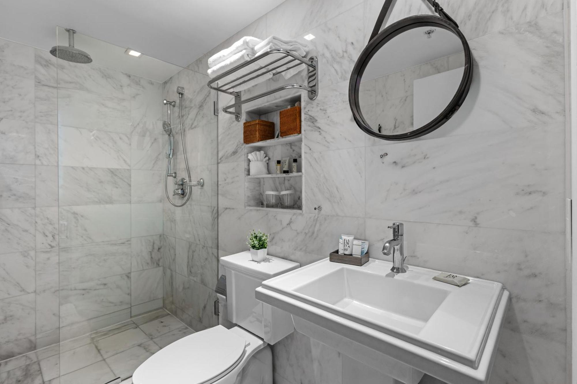 BENTLEY PENTHOUSE TWO BEDROOM