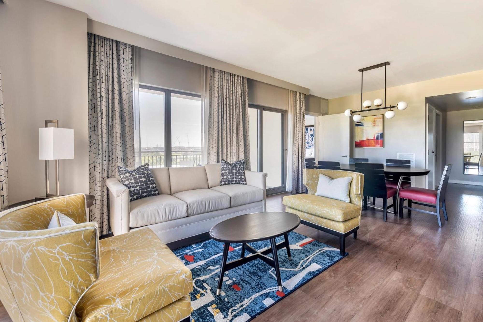One-Bedroom Suite Kitchen
