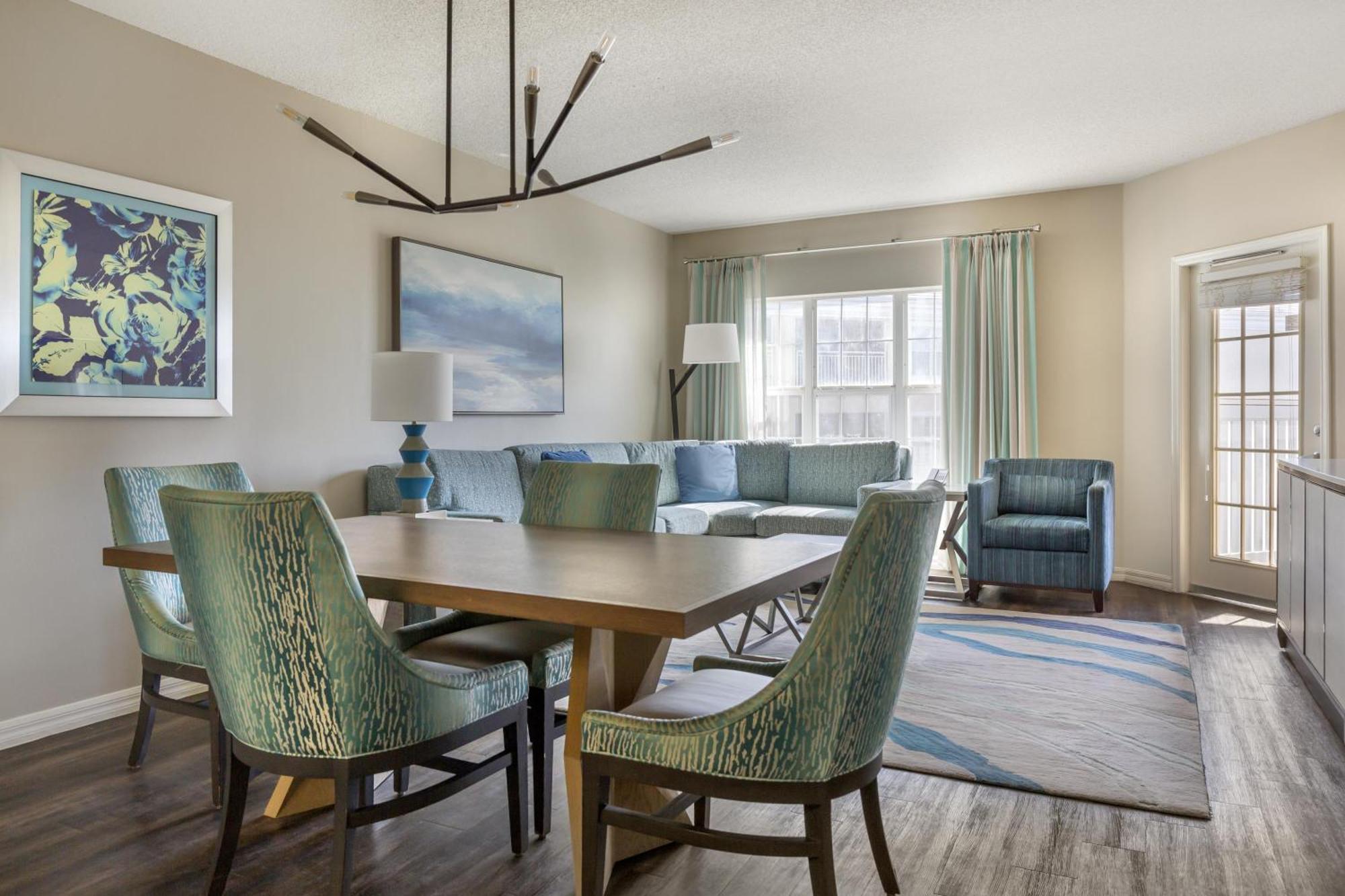 Two-Bedroom King Suite Two Queen Beds Sofa Bed