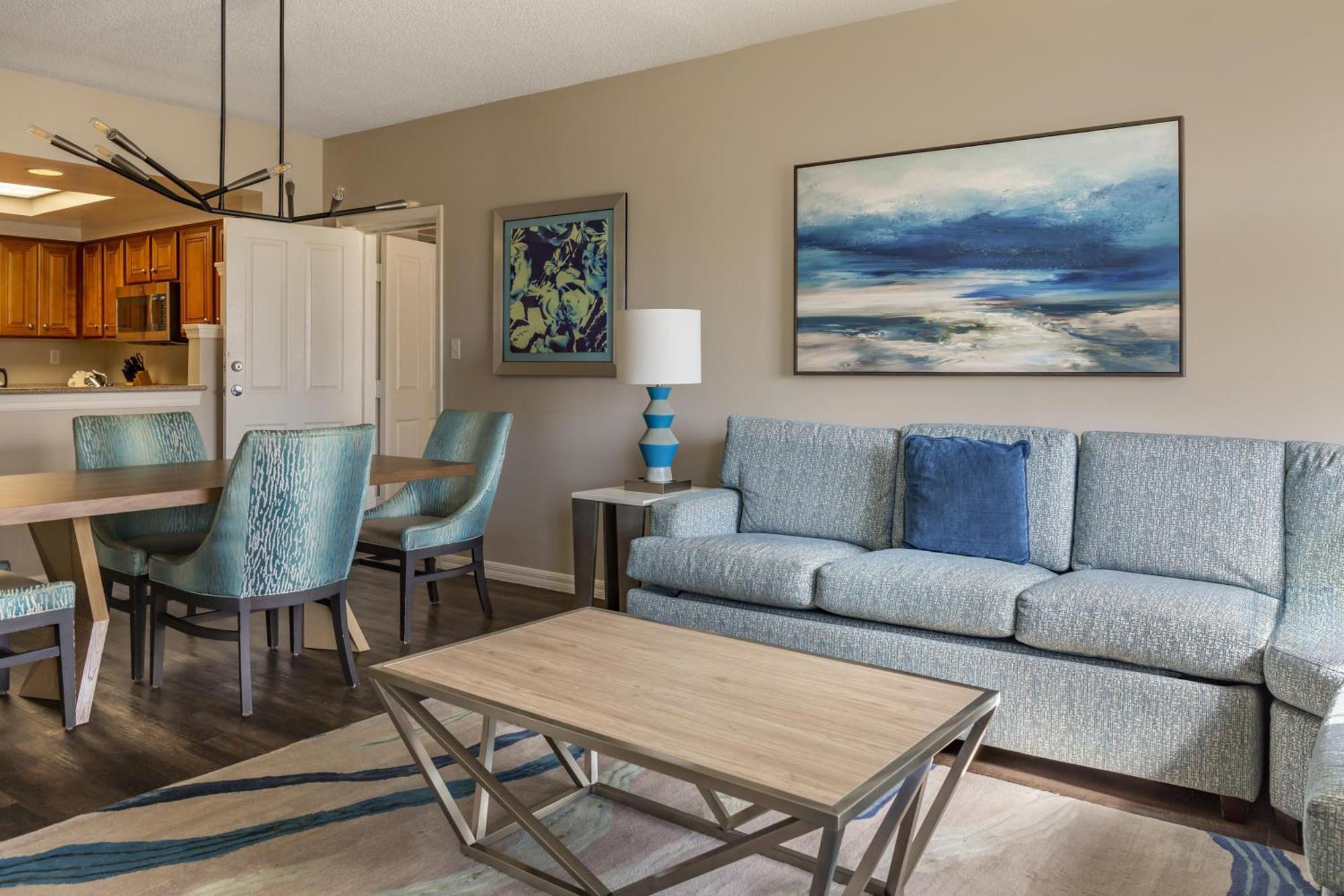 Two-Bedroom King Suite Two Queen Beds Sofa Bed