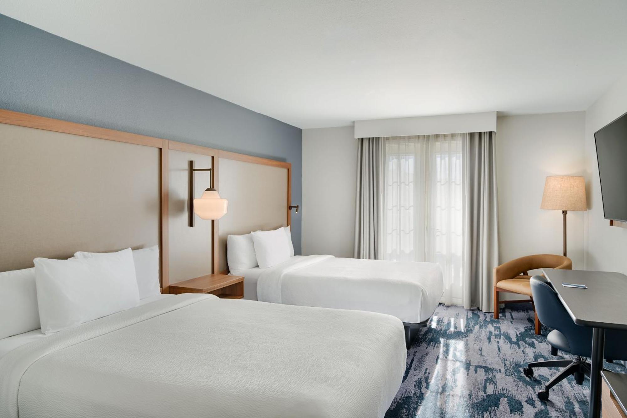Queen Room Two Queen Beds Roll Shower Mobility Hearing Accessible