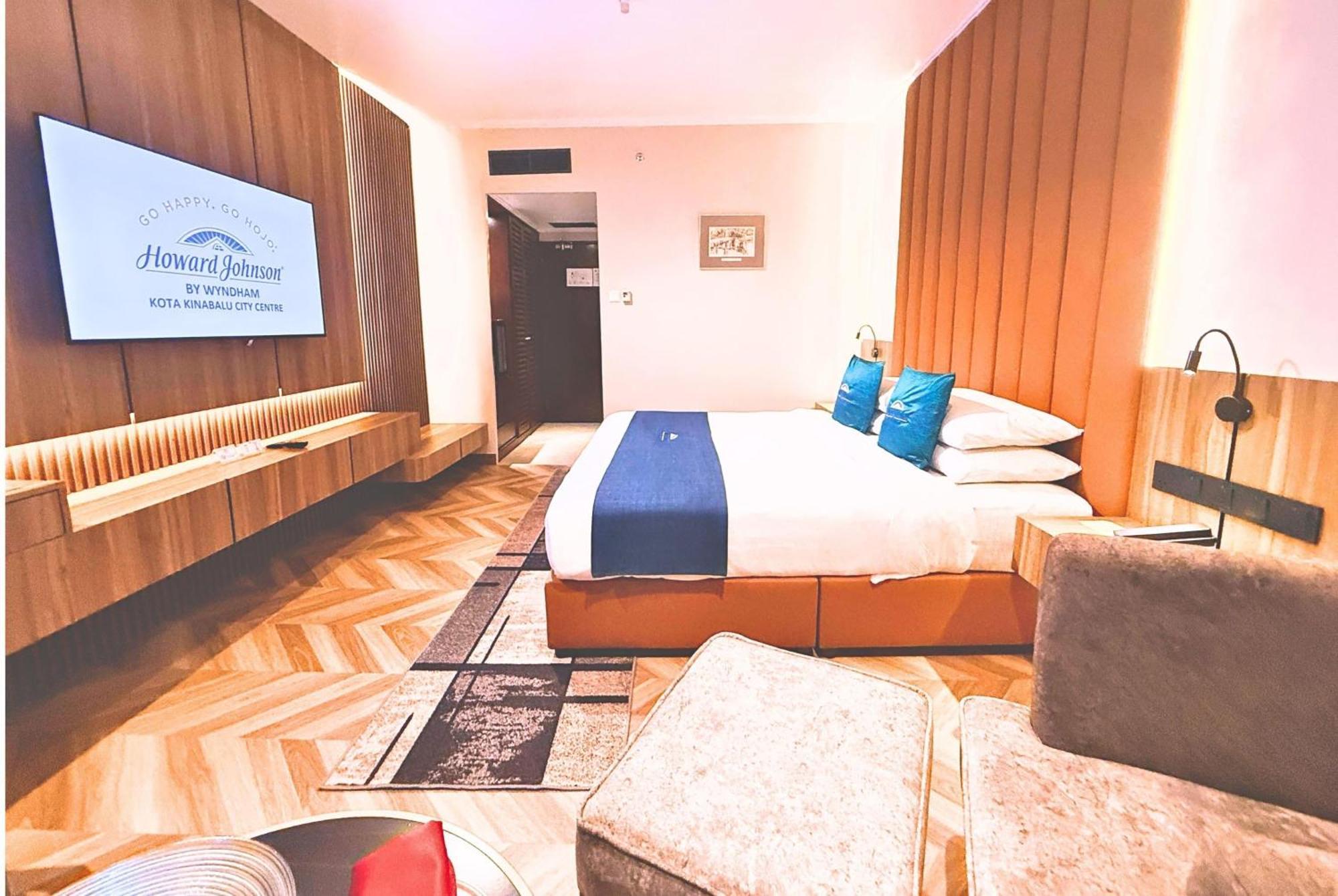 Deluxe King Room Non-Smoking
