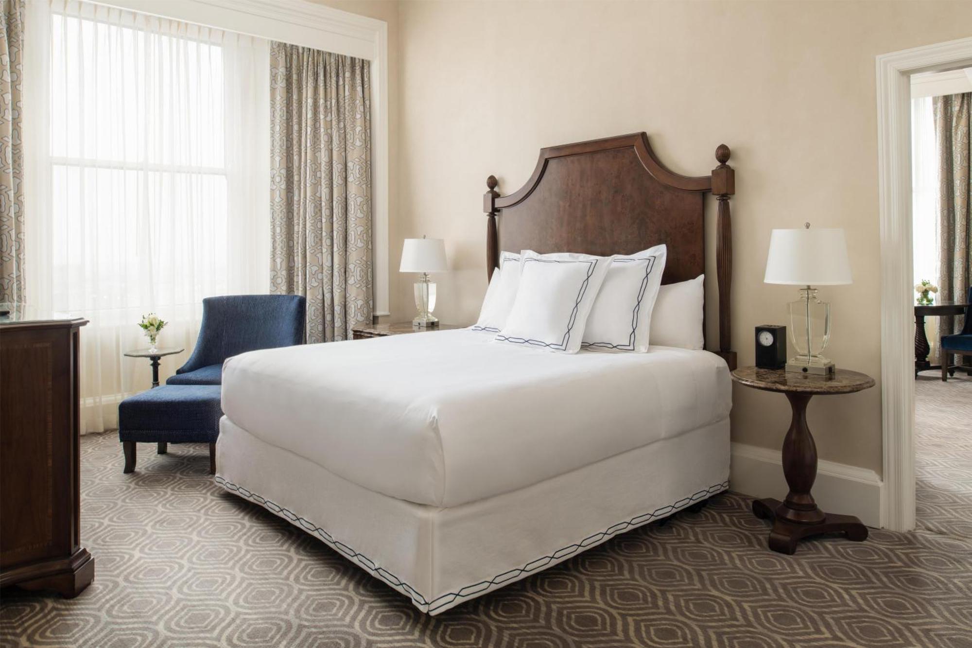 One-Bedroom King Suite
