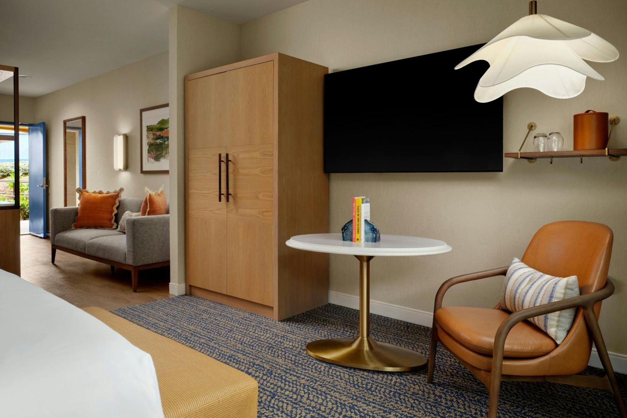 One-Bedroom Family Suite One King Bed Two Single Beds
