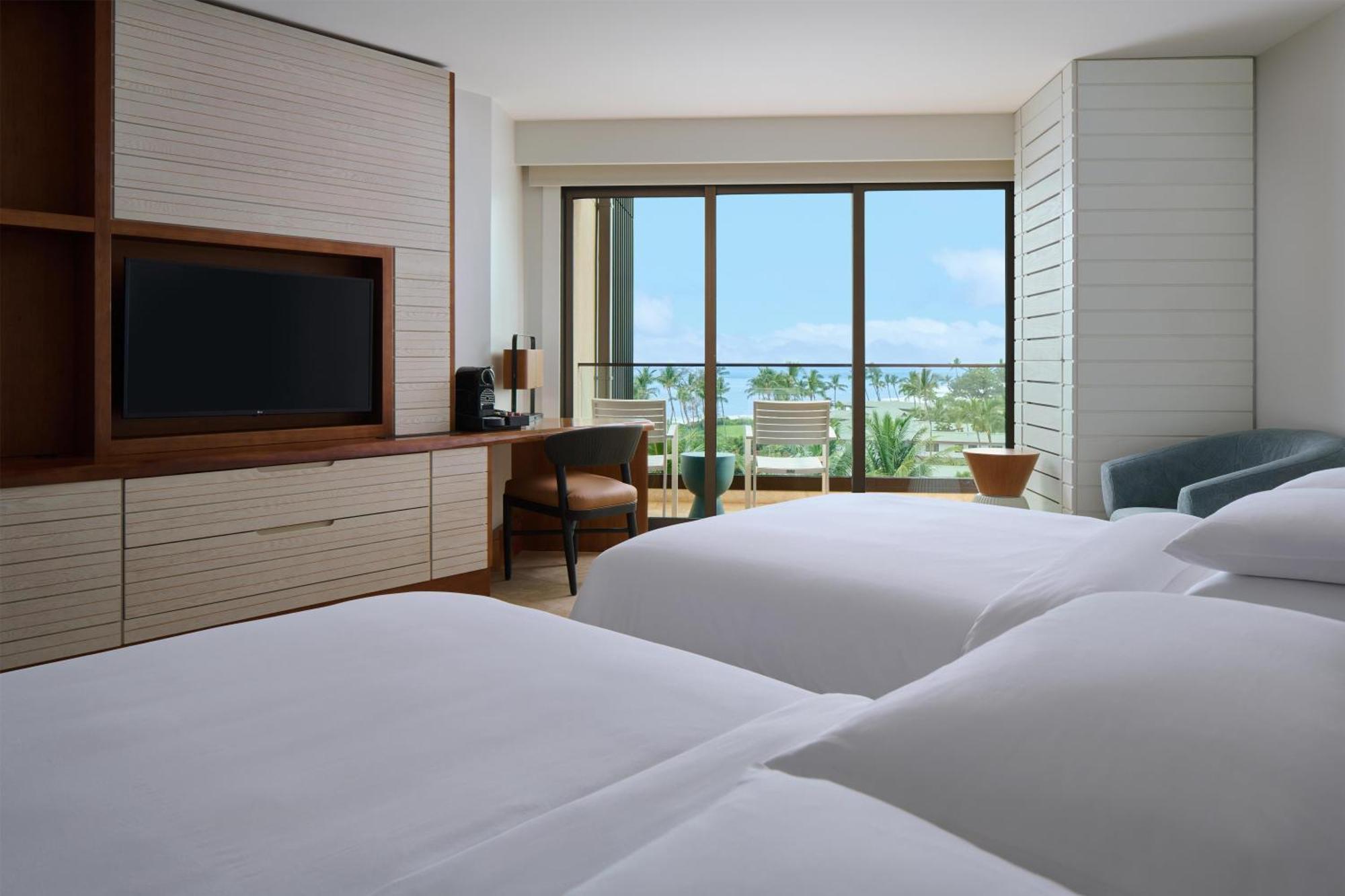 Queen Room Two Queen Beds Shower Ocean View