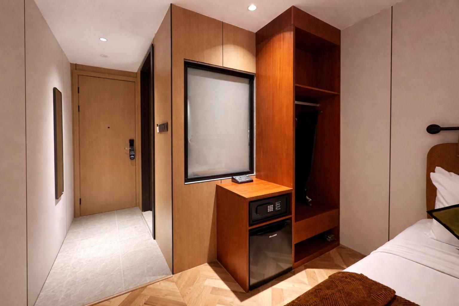 Luxury Triple Room