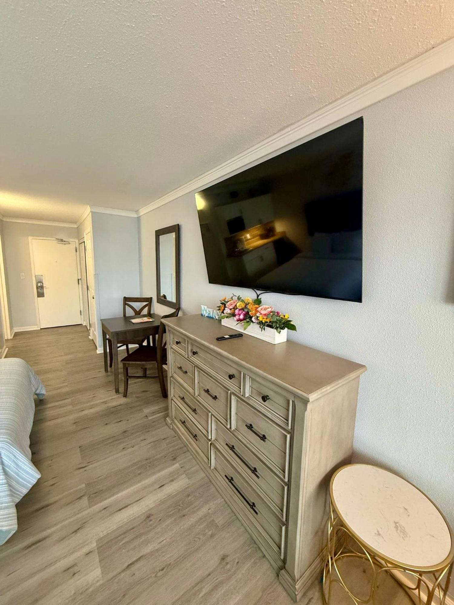 Studio Apartment Sea View