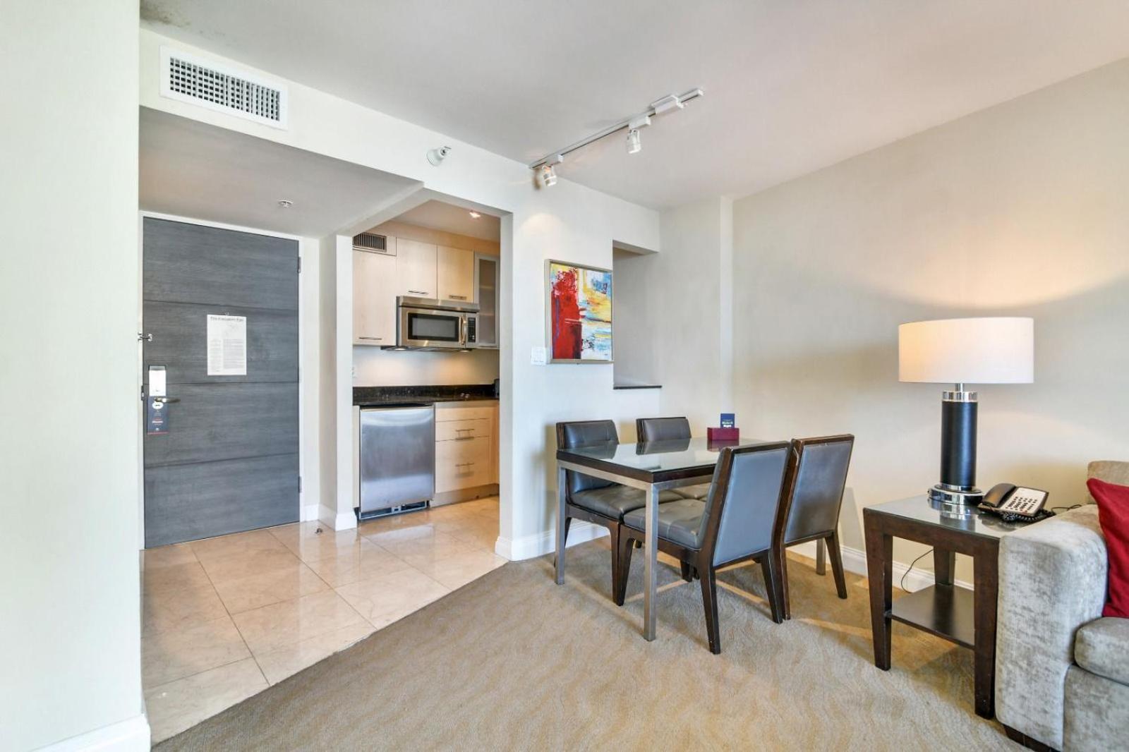 Deluxe Suite Sea View