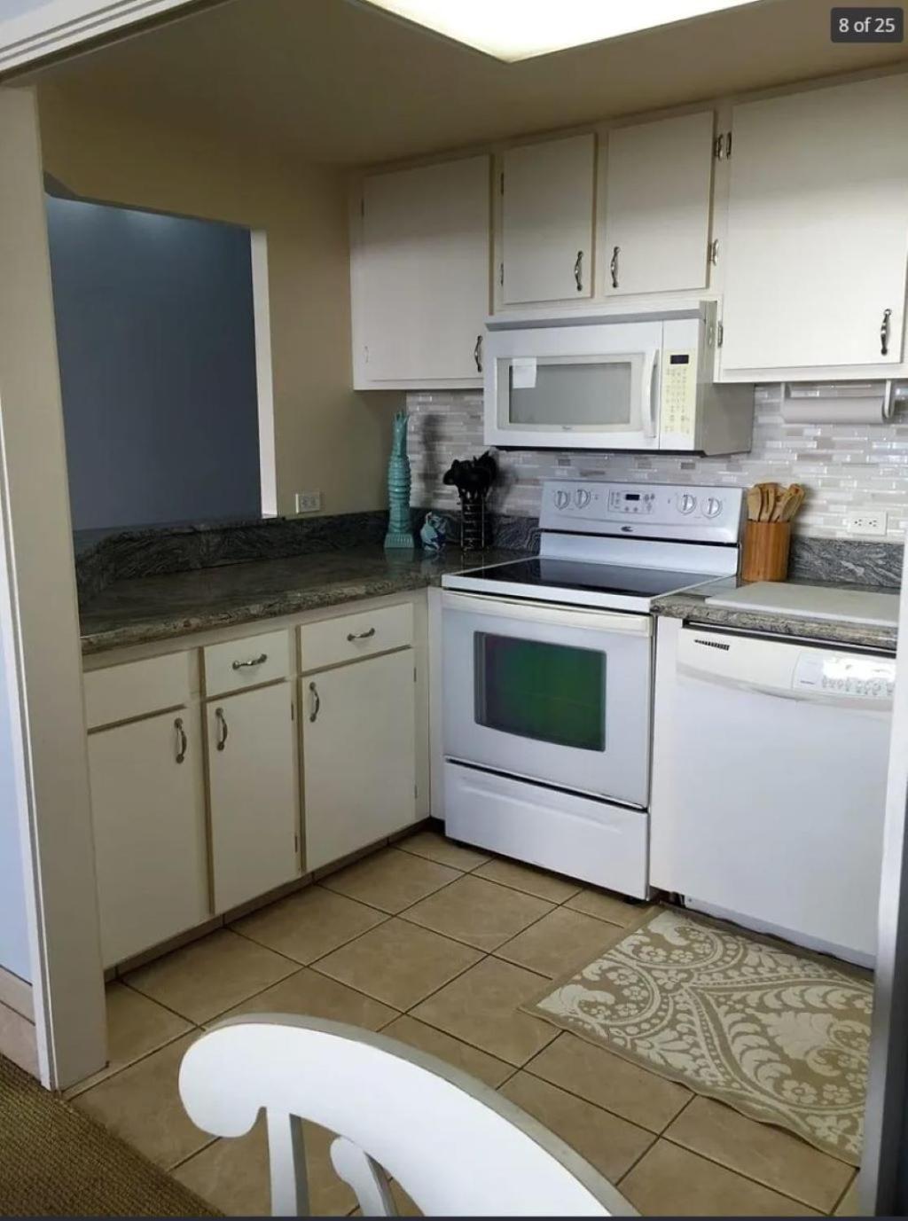 Deluxe One-Bedroom Apartment Ocean View
