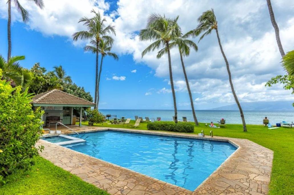 Deluxe One-Bedroom Apartment Ocean View